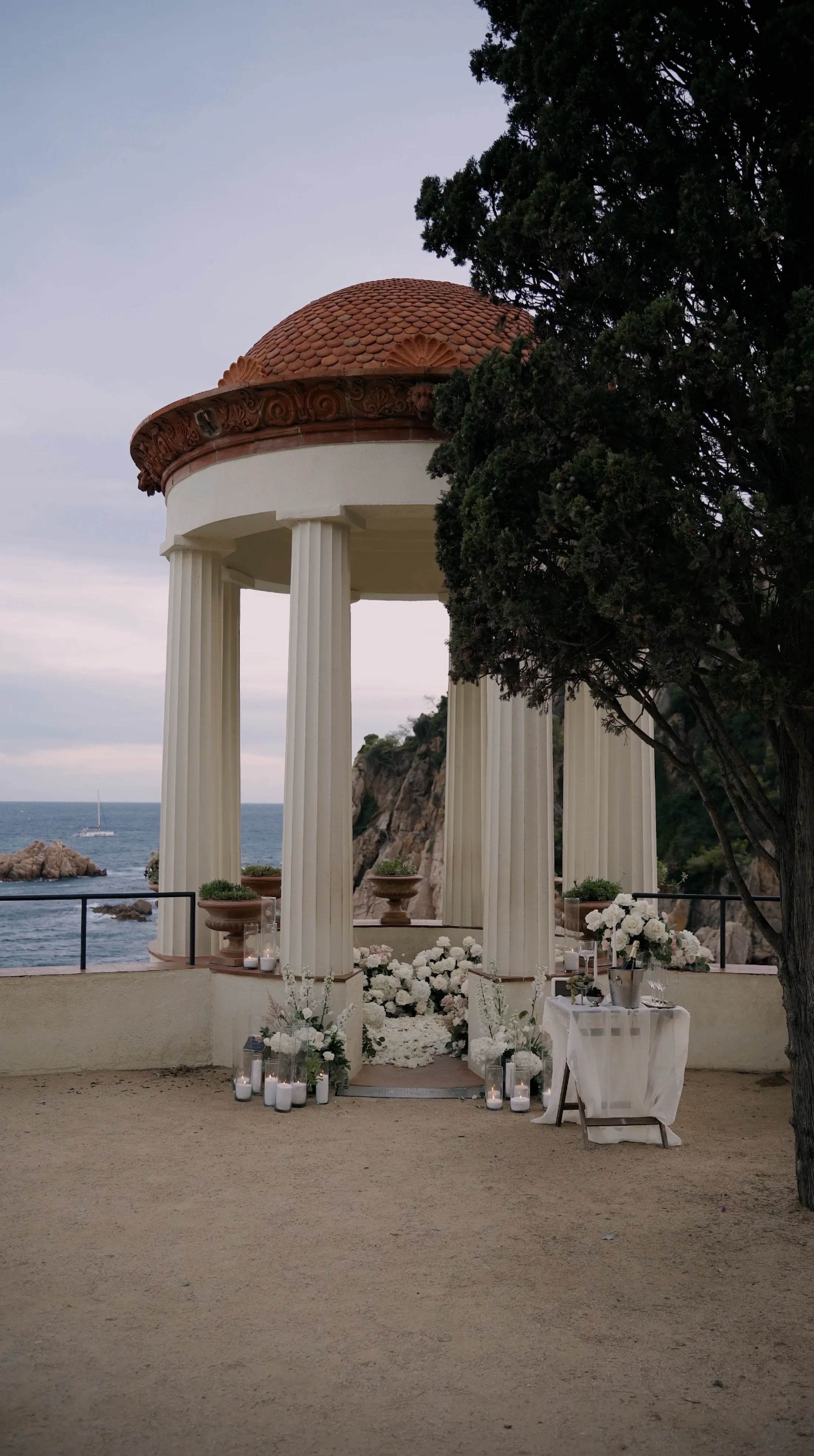 Why choose Jardí Botànic Marimurtra for a wedding