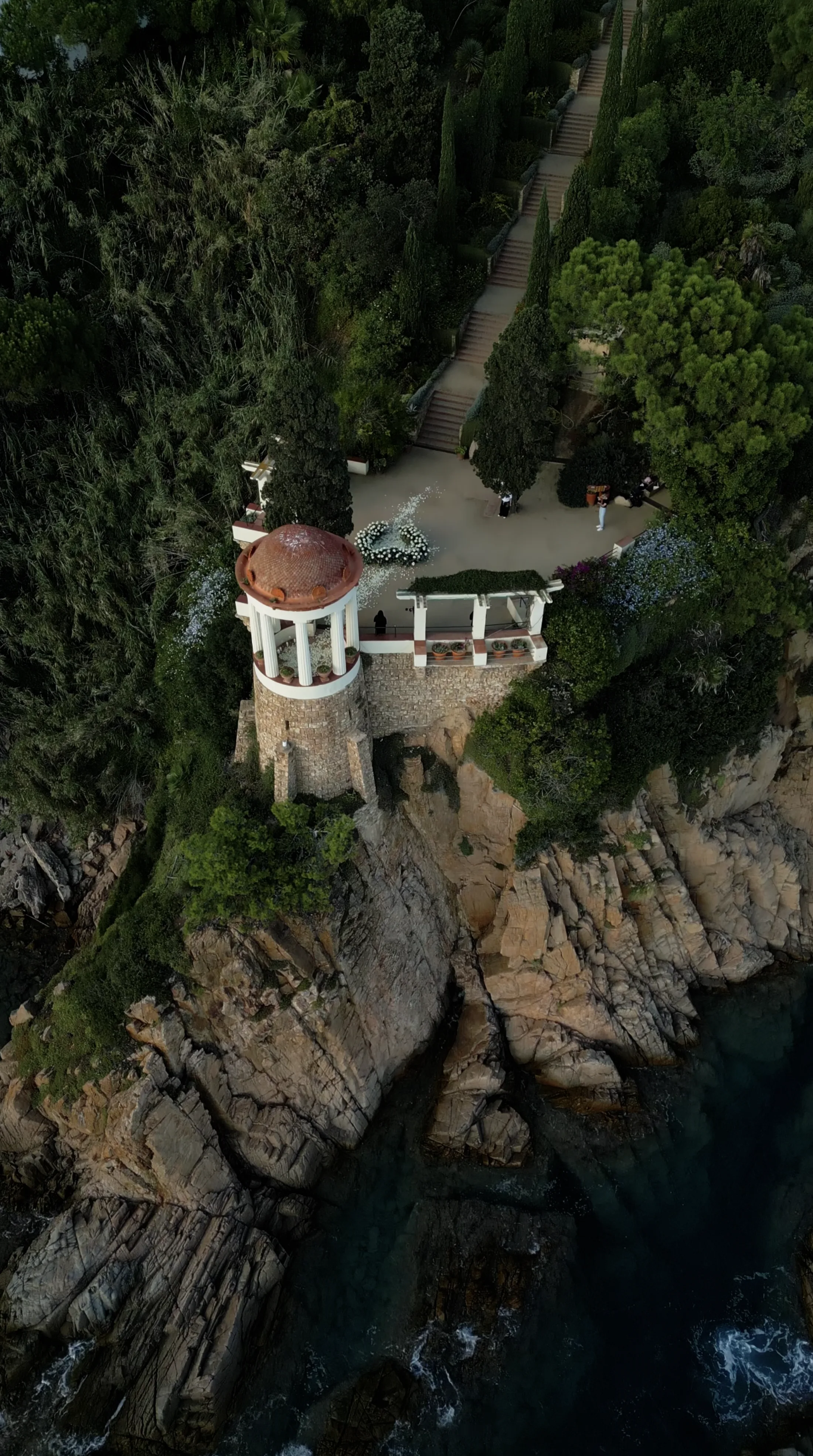 Why choose Jardí Botànic Marimurtra for a wedding