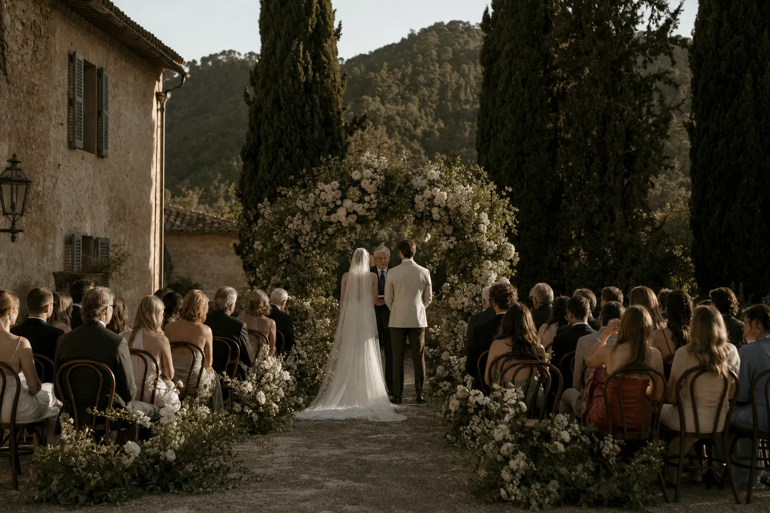 Wedding ceremony in Spain: Ceremony Timing: Windows of Opportunity
