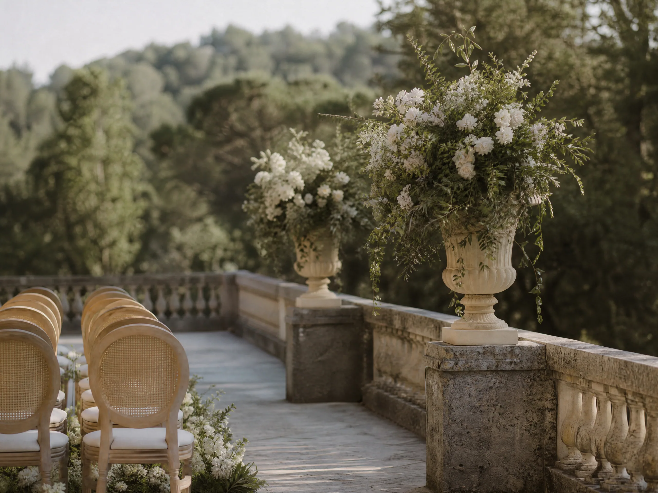 Ceremonias de Boda Bilingües en España: Una Guía Práctica para Parejas Internacionales