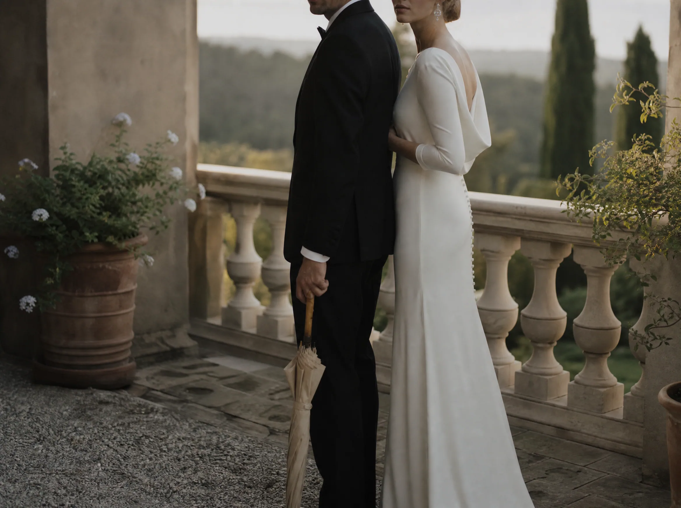 Dust, Gravel Lanes, and Attire Protection Logistics for Rural Destination Weddings in Spain