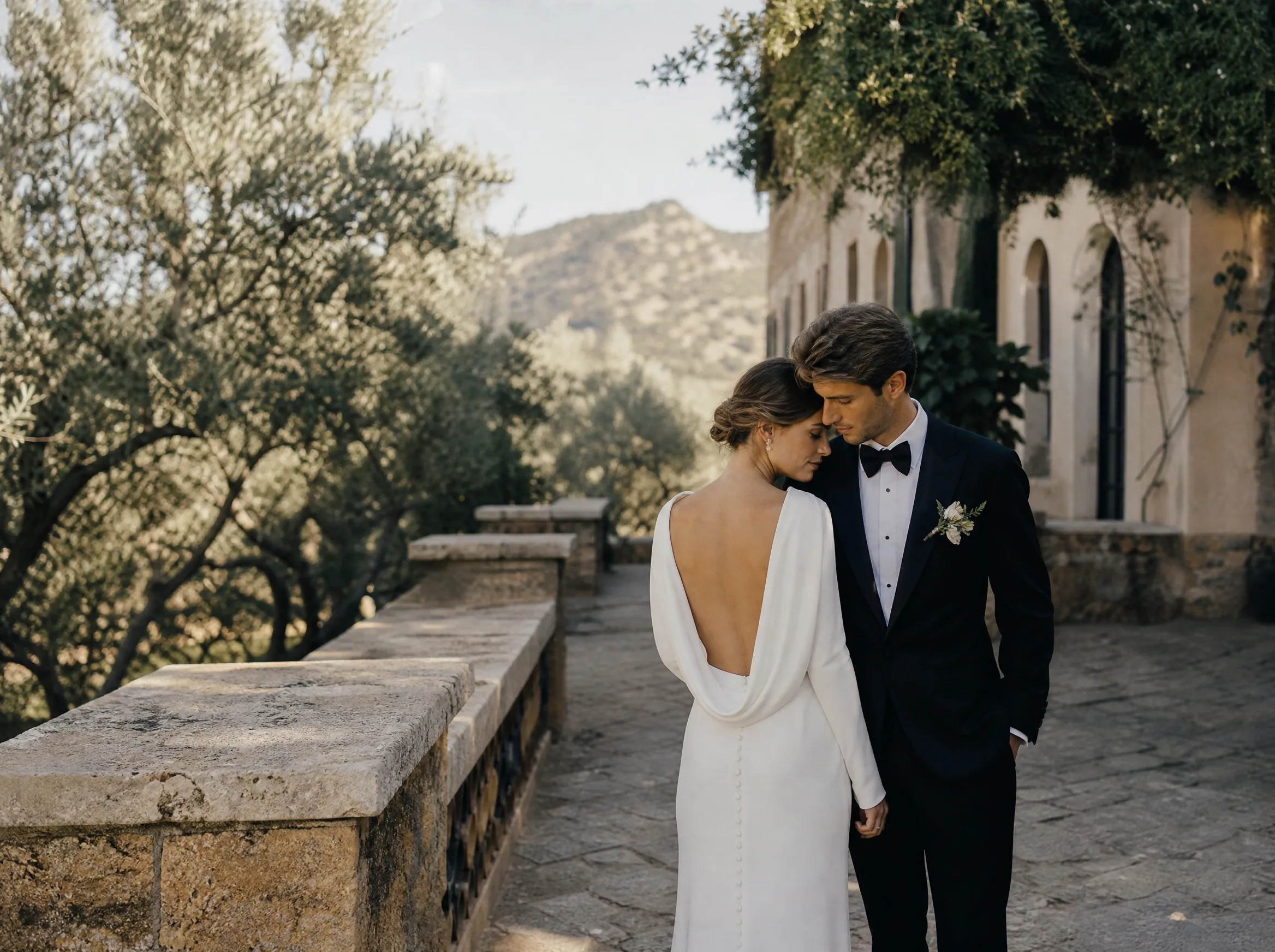 Destination wedding in Spain: Write guest messaging that sets expectations early