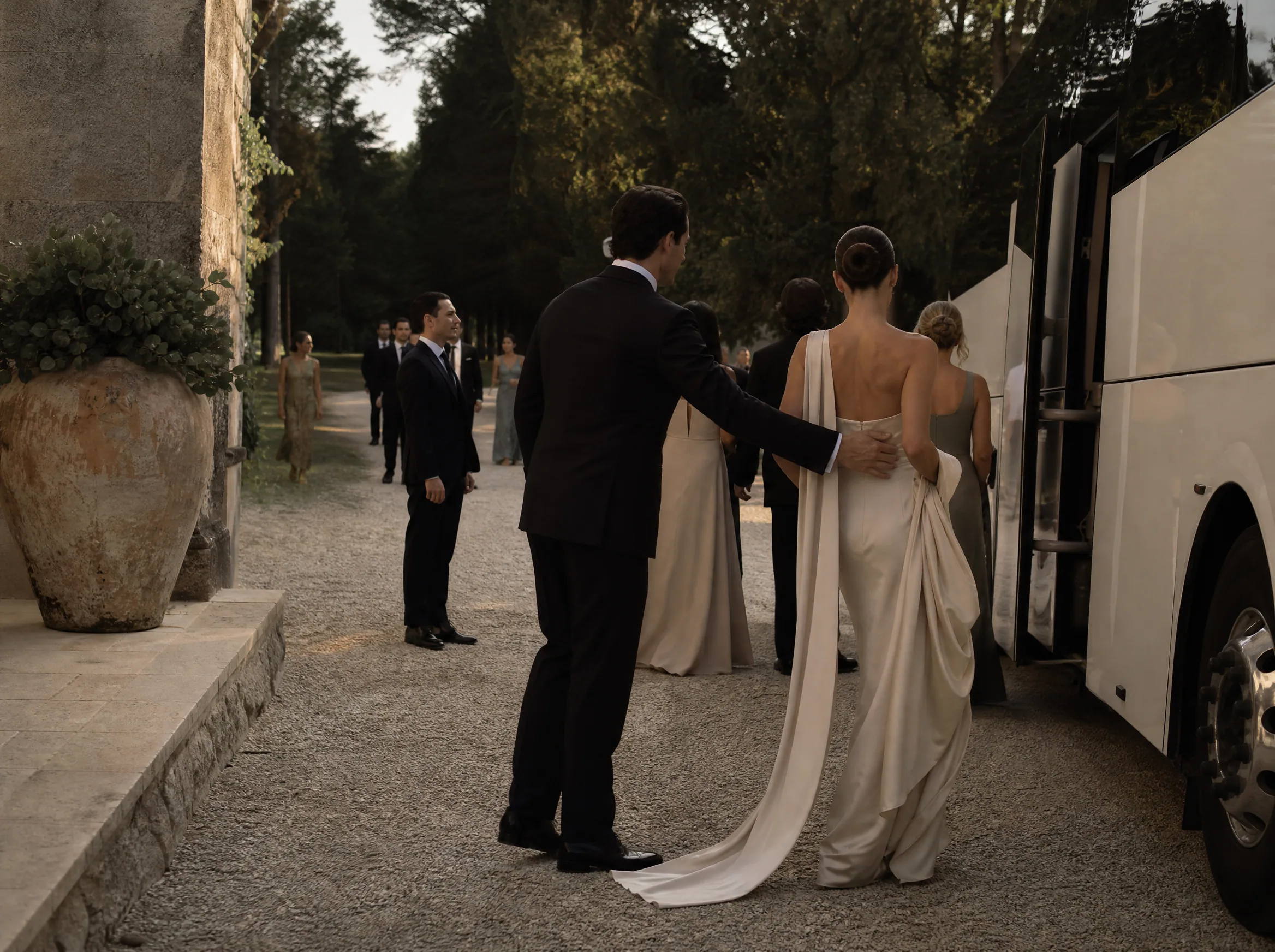 Guest Shuttle Boarding, Headcount Control, and Departure Windows for Destination Weddings in Spain