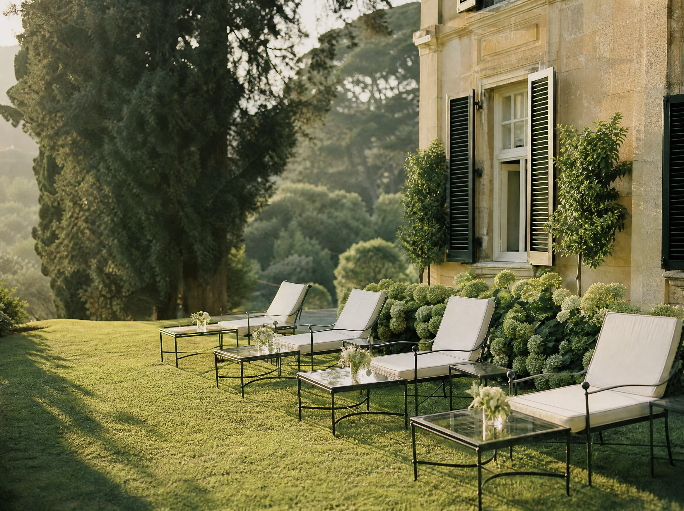 Luxury wedding detail: Choose a spot downwind of ceremony and dinner