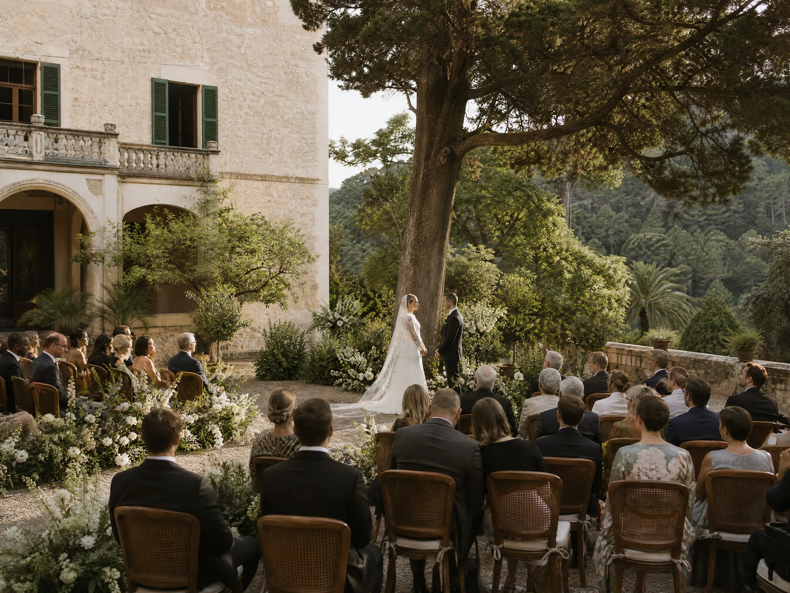 Wedding ceremony in Spain: What often stays open (and what does not)
