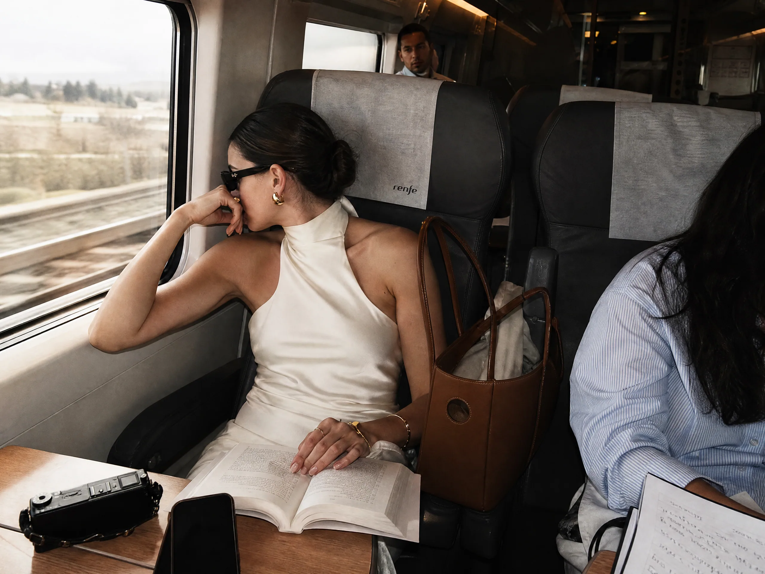 Ventanas de Reserva del AVE Renfe en España para Fines de Semana de Bodas Destino