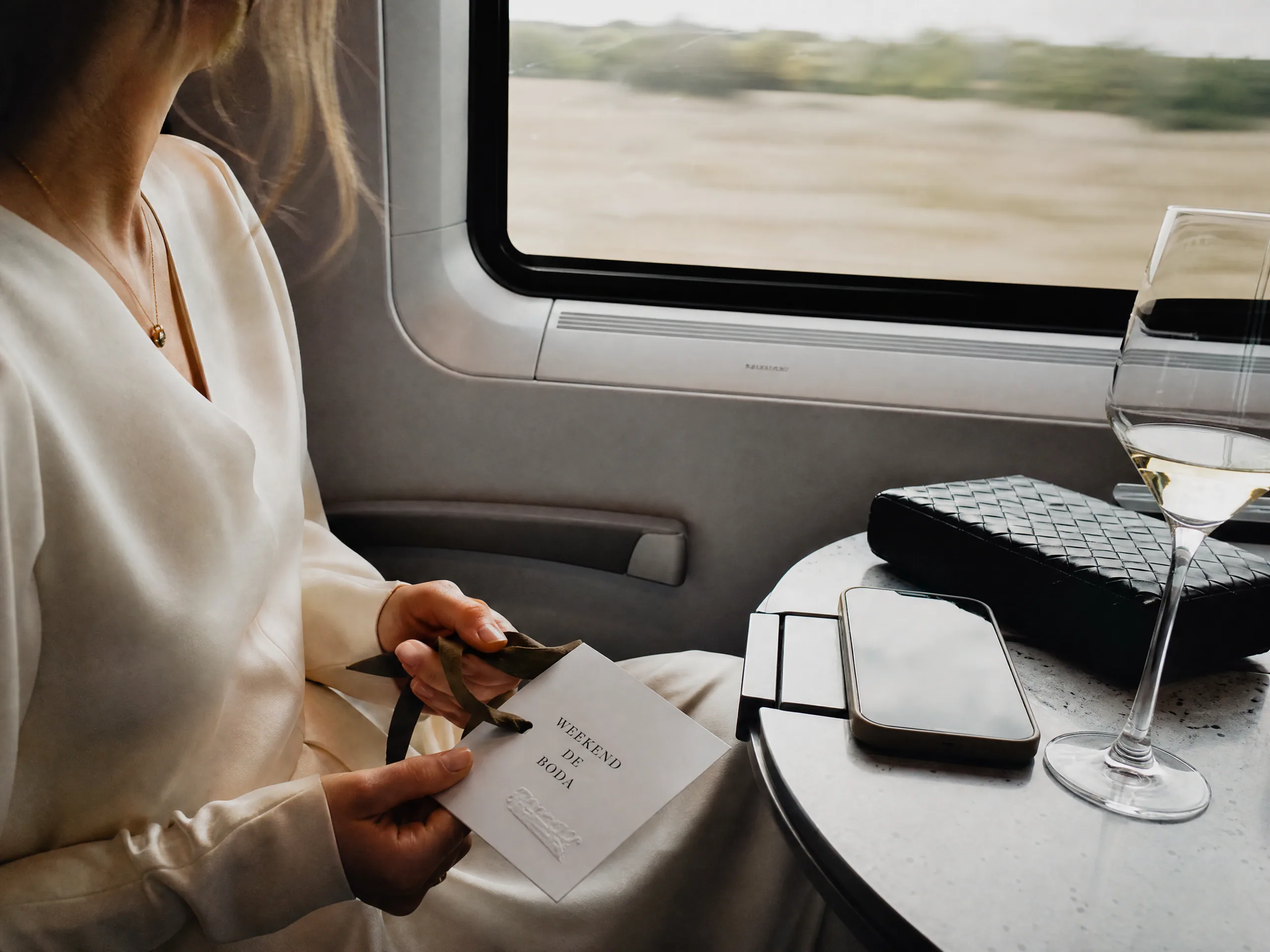 Luxury wedding detail: Map the fly-in city versus the wedding city