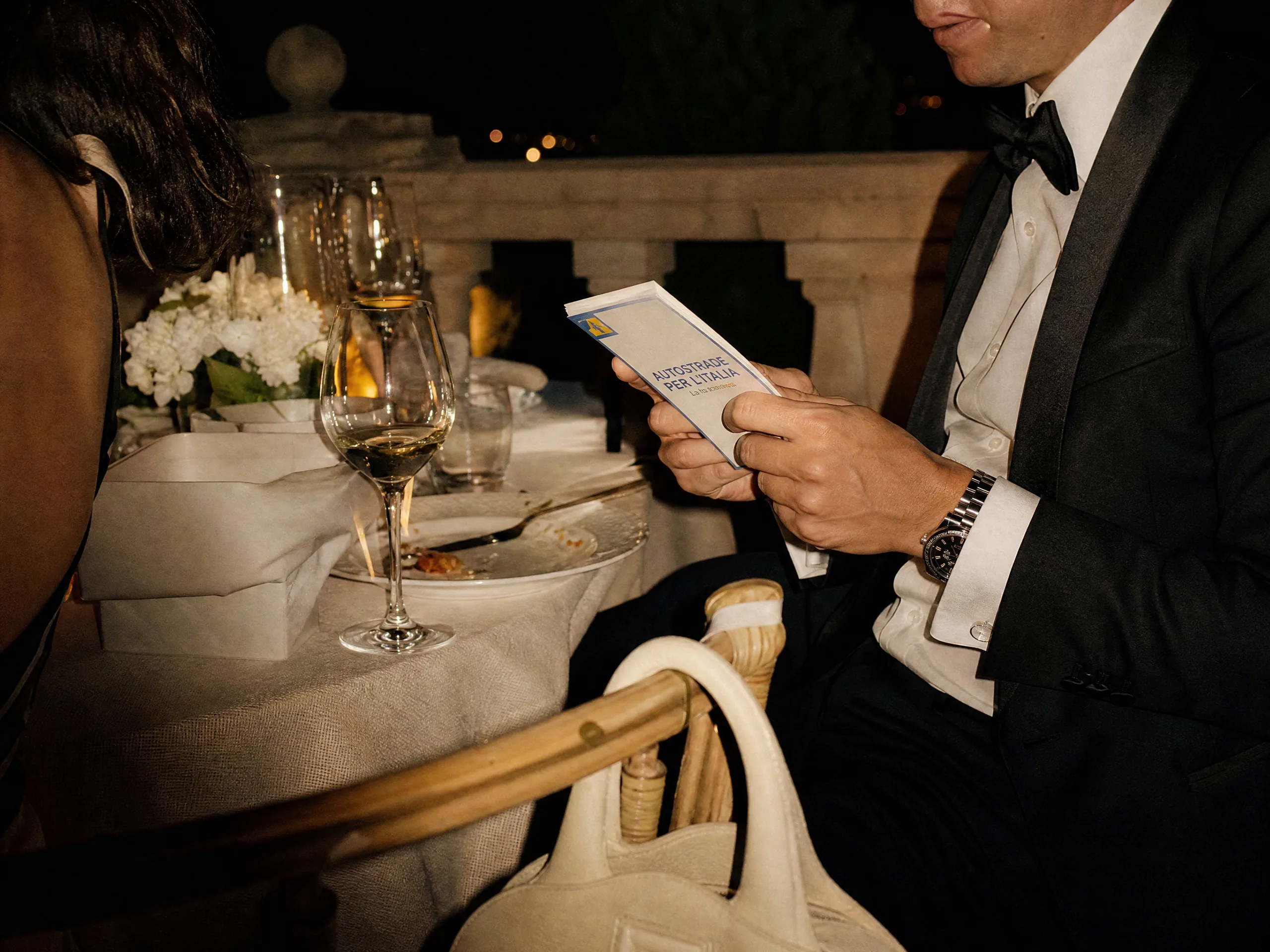 Wedding reception detail: Via-T, telepeaje, and rental-car toll packages