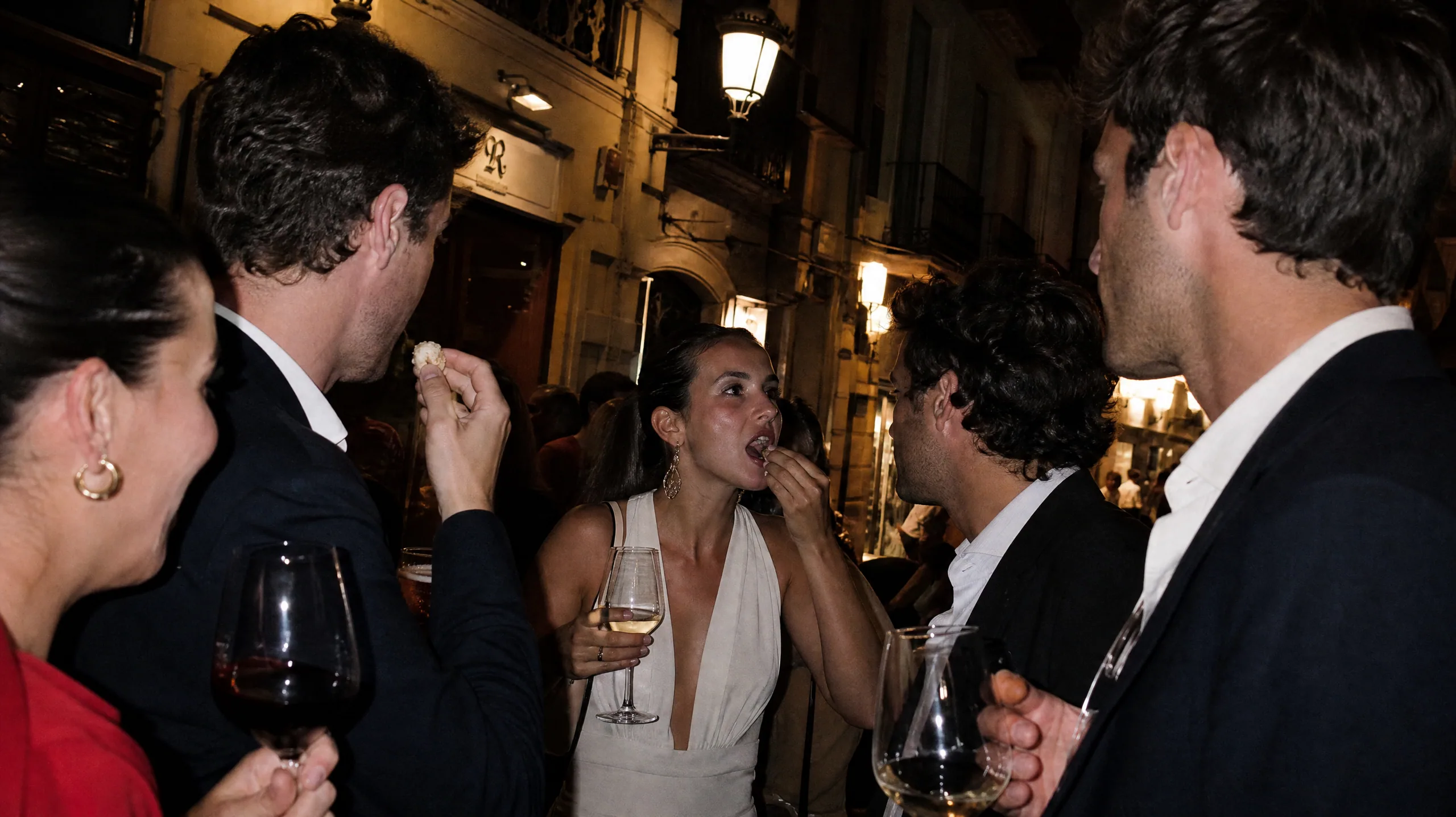Guest Spanish Tapas Paseo and Evening Bar-Crawl Windows for Destination Weddings in Spain
