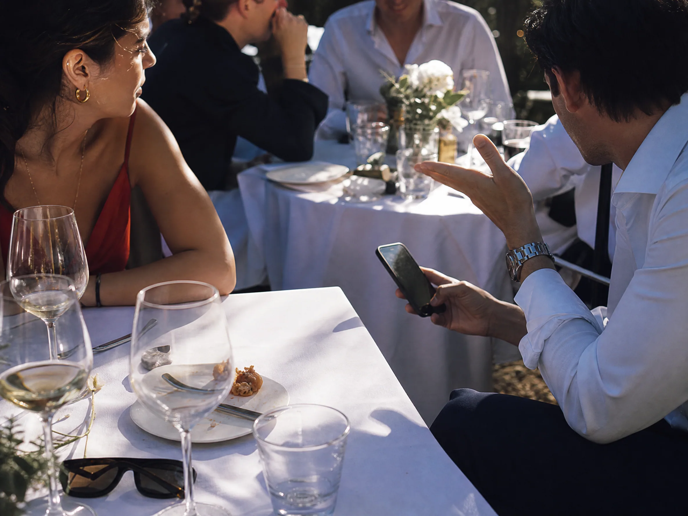Destination wedding in Spain: Set group-dinner bill rules before anyone sits down