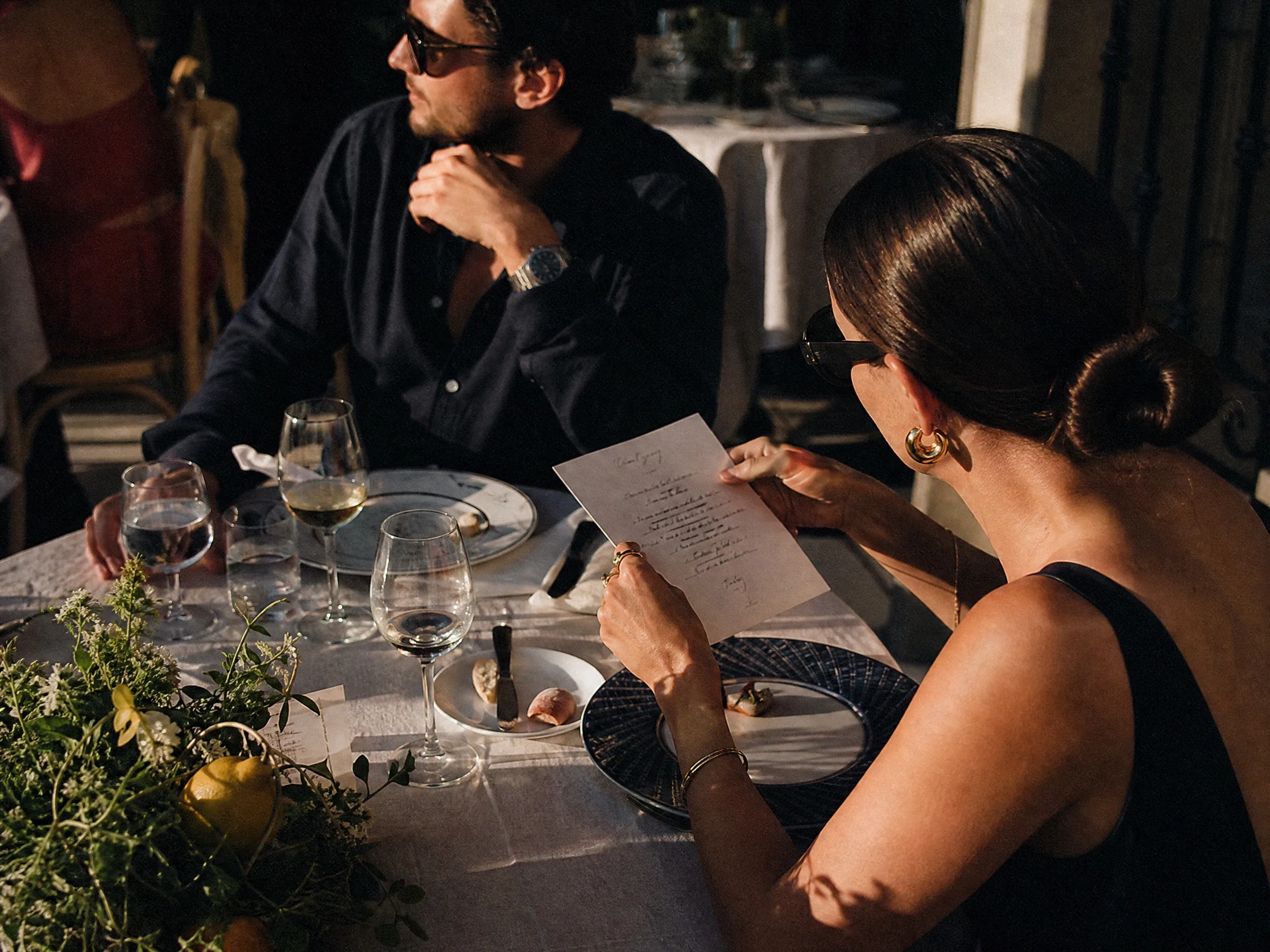 Luxury wedding detail: Publish free-evening booking windows with the weekend timeline