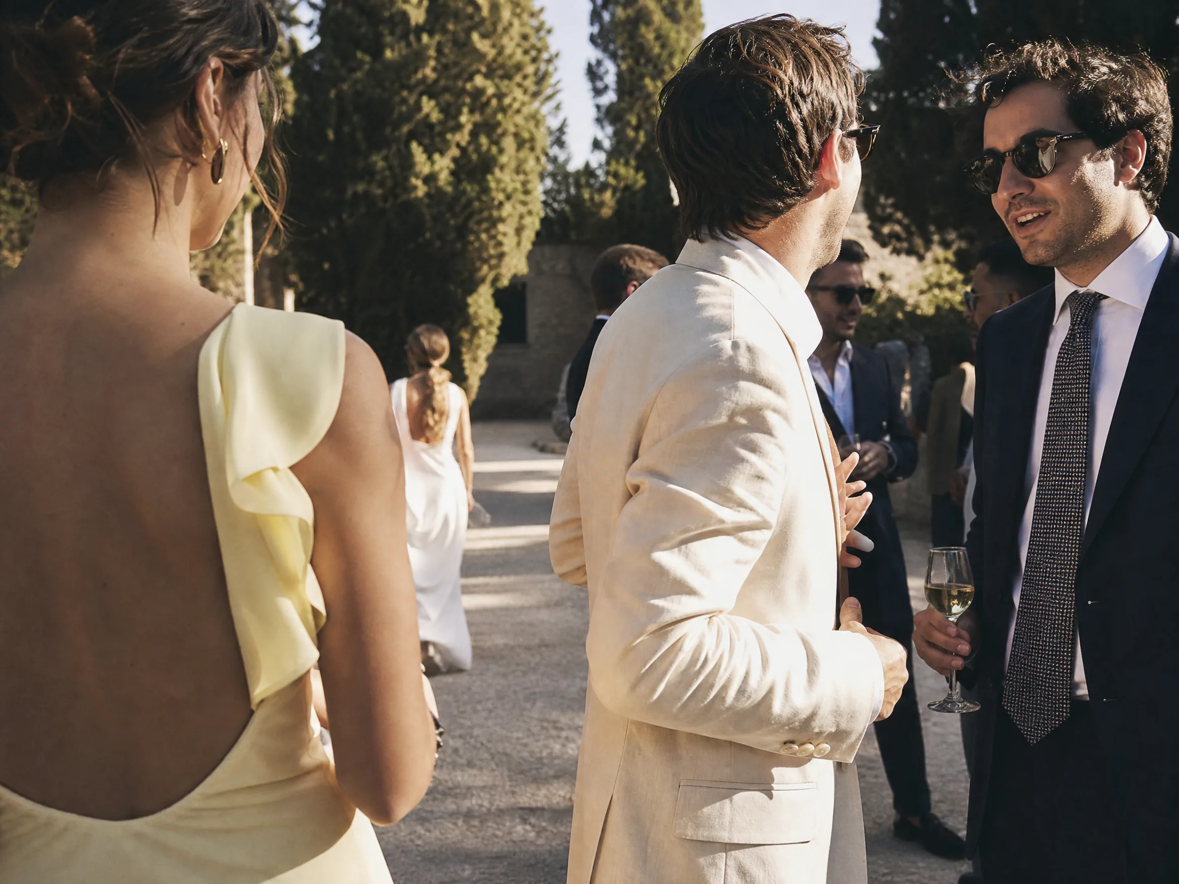 Wedding ceremony in Spain: Match party size to the room—and split large groups early