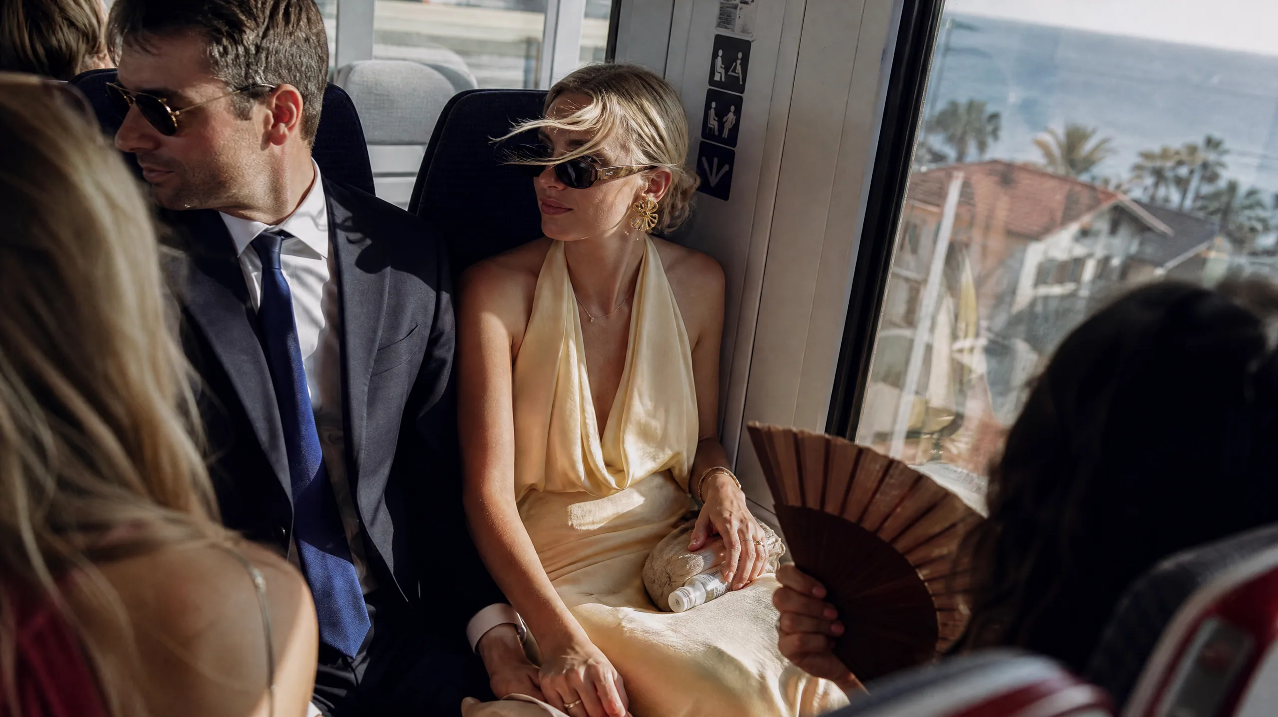 Guest Spanish Cercanías Suburban Rail and City Metro Day Tickets for Destination Weddings in Spain