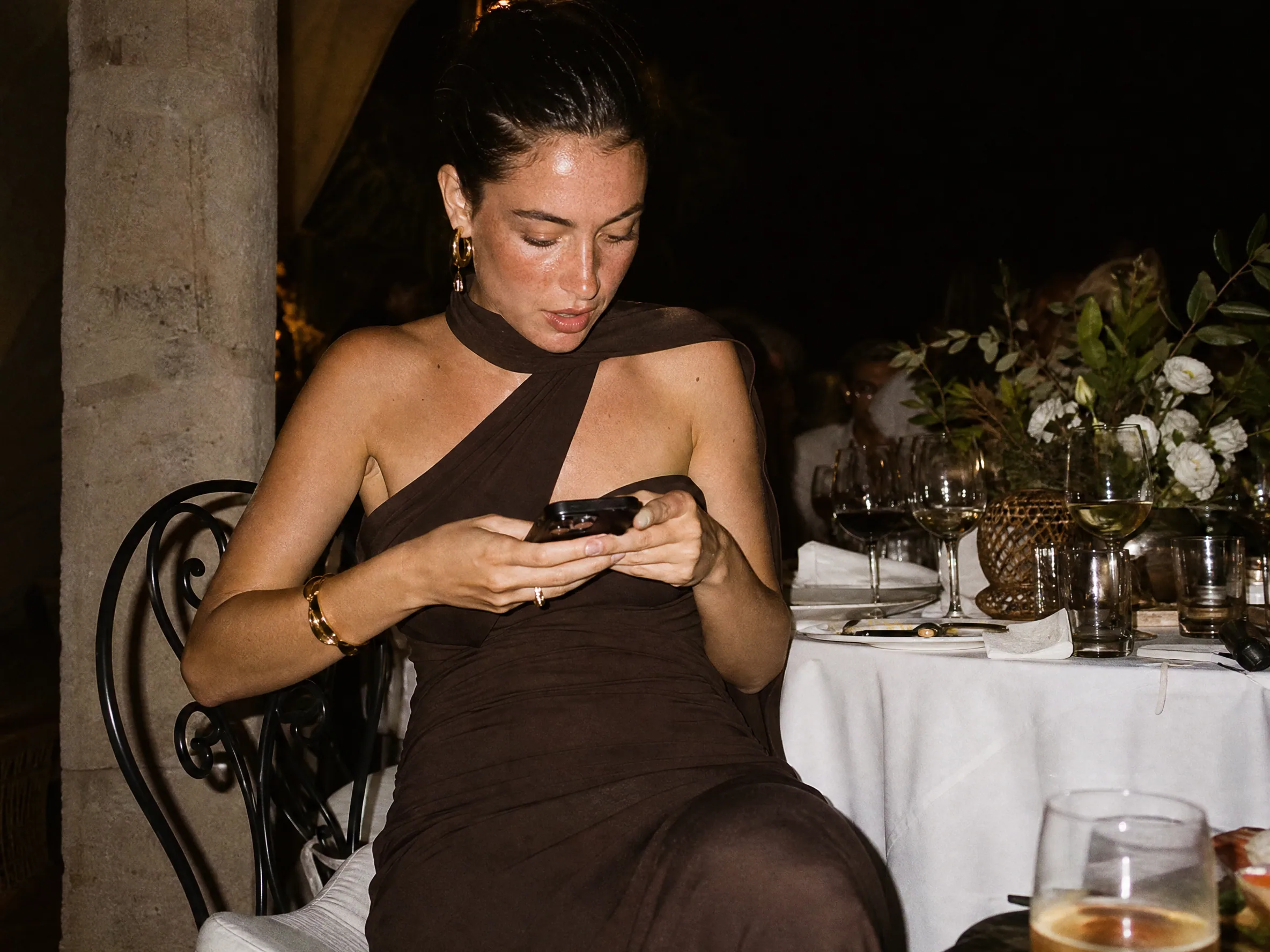 Destination wedding editorial: Why mobile data belongs in the guest brief