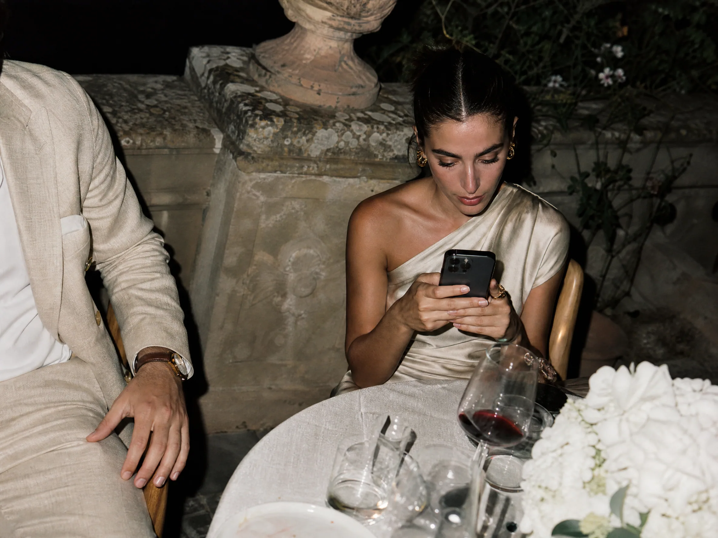 Wedding reception detail: What guests need data for on a wedding weekend