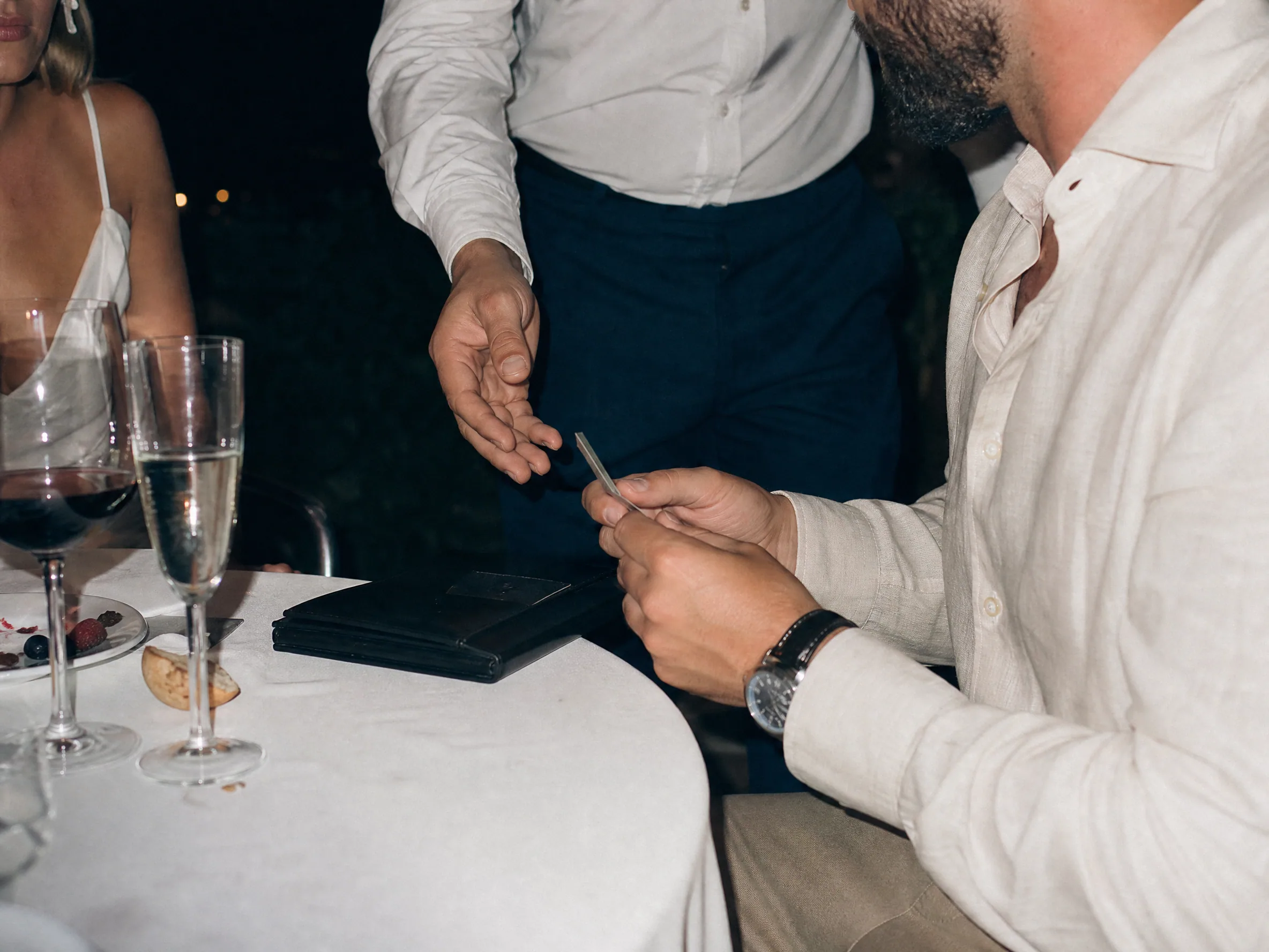 Destination wedding editorial: Why tipping belongs in the guest brief