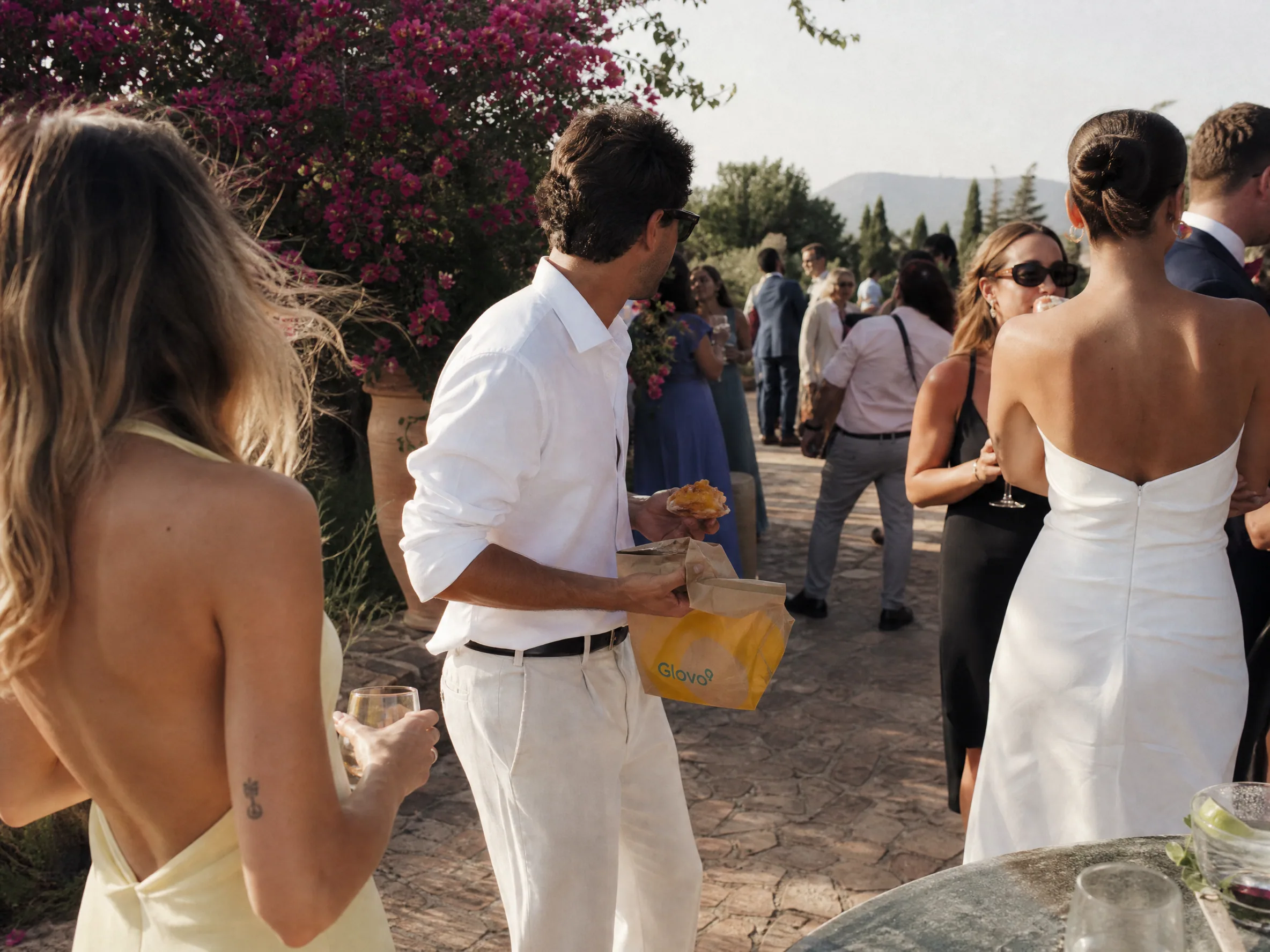 Wedding ceremony in Spain: Timing Windows Around Ceremony Days