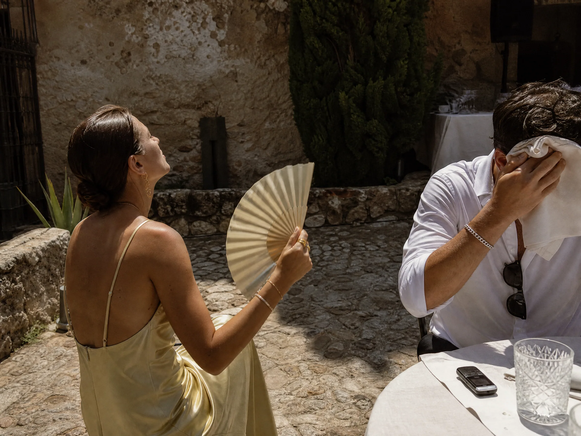 Destination wedding editorial: Understanding the Spanish Heat