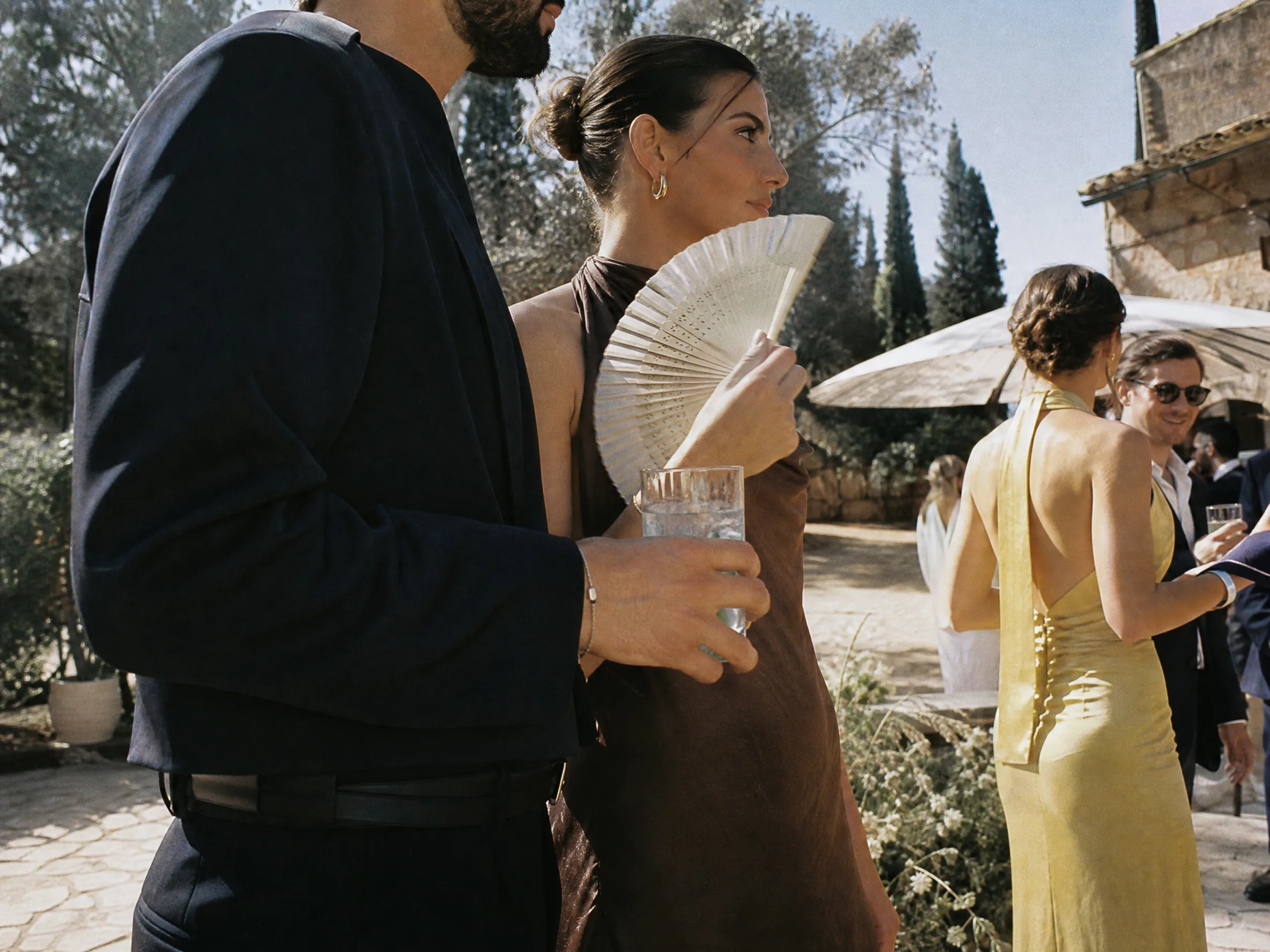 Wedding ceremony in Spain: Creative Hydration Ideas