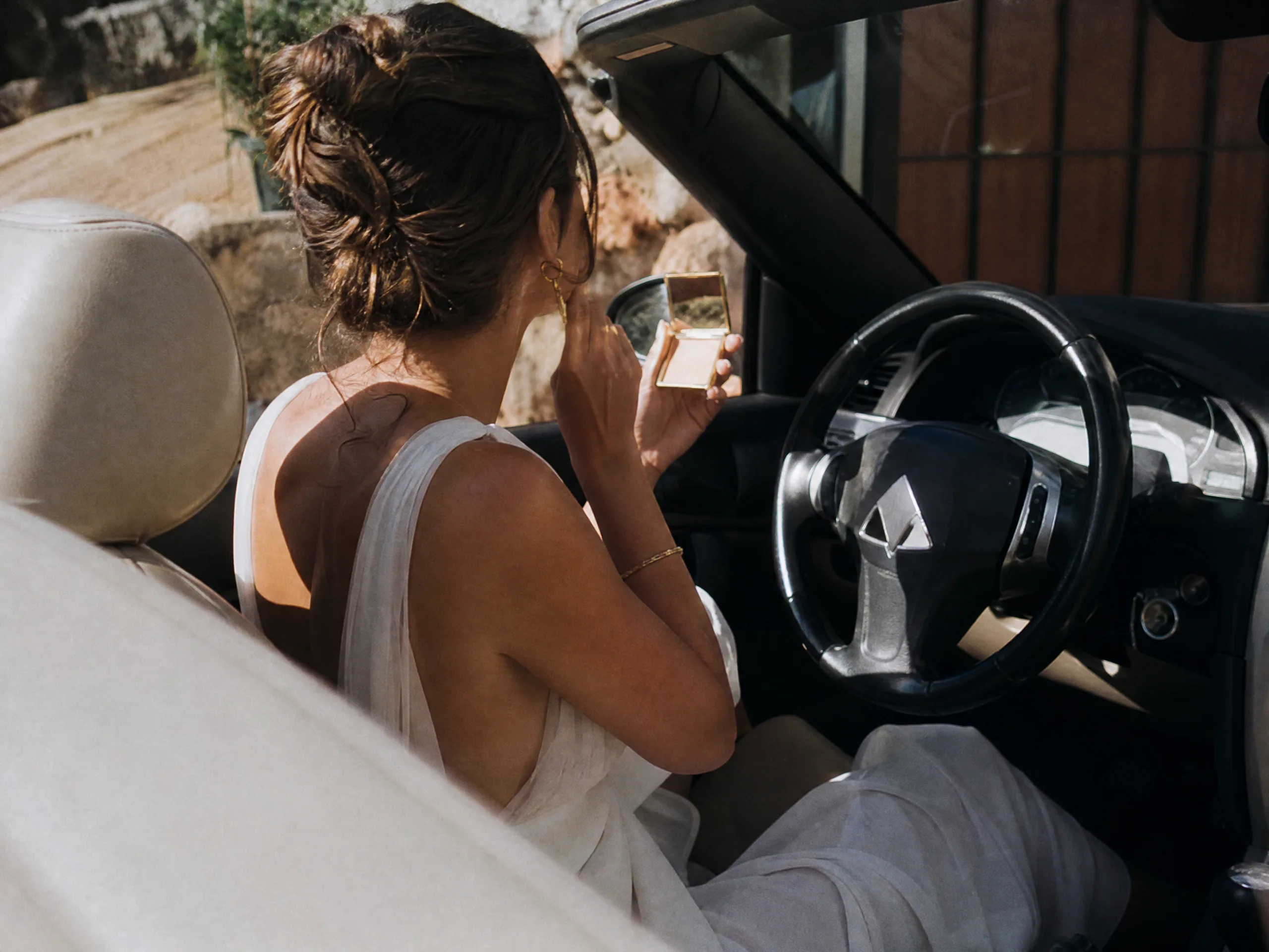Destination wedding editorial: Why Radar and Multas Belong in the Guest Driving Brief