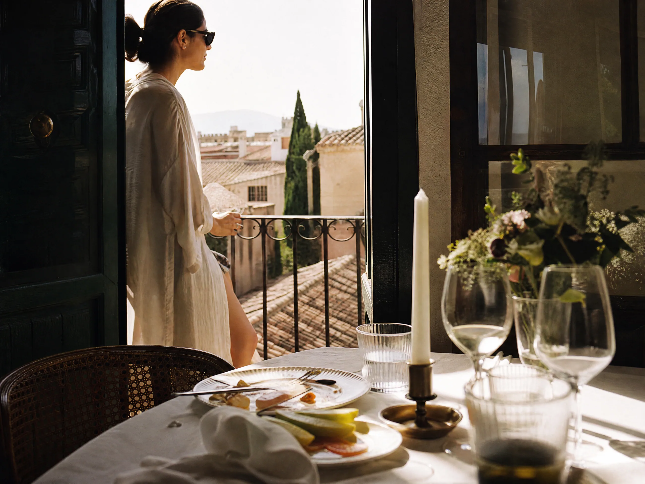 Luxury wedding detail: What “Salida Tardía” Means in Spanish Hotels