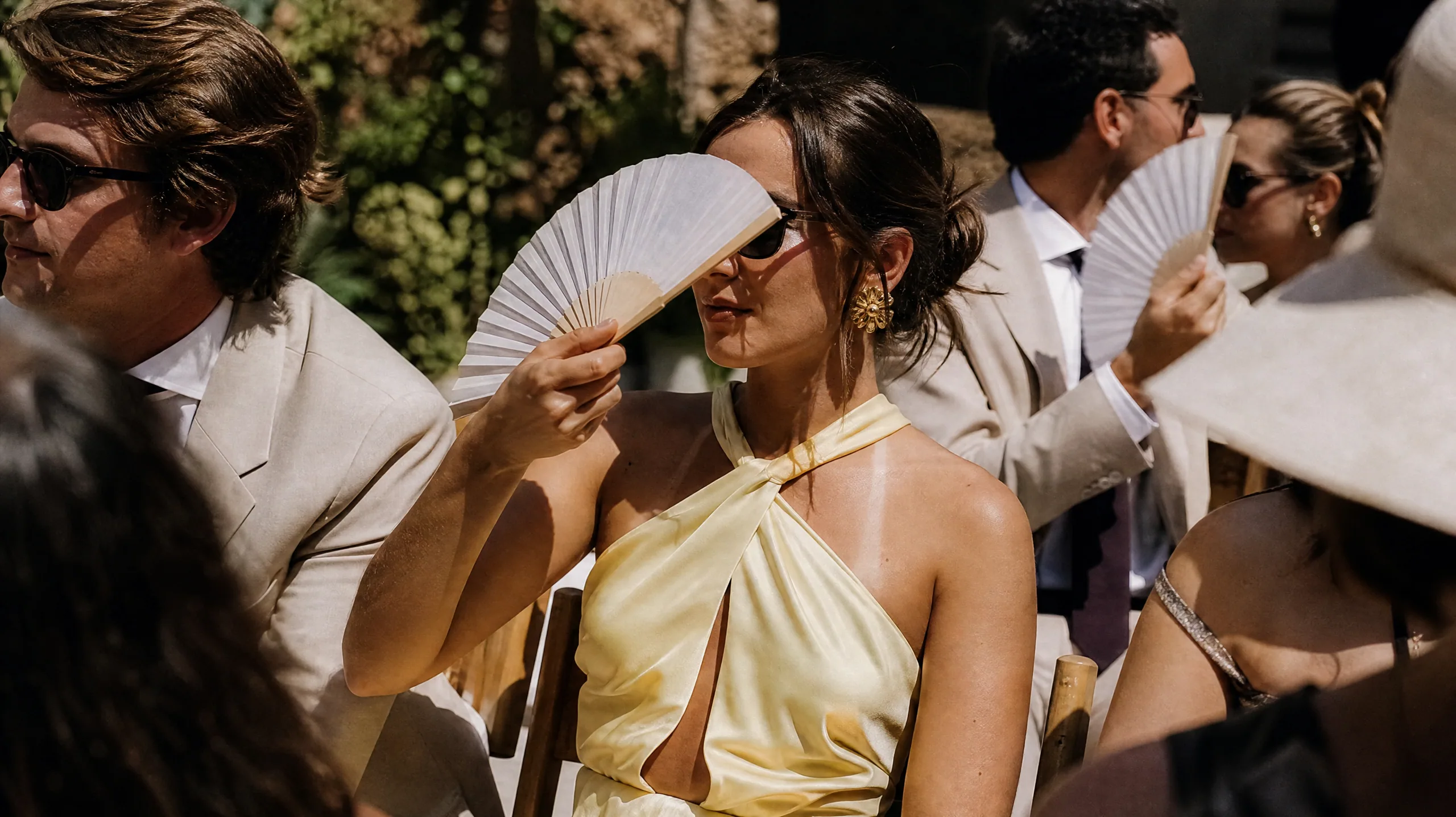 Guest Spanish Abanico Hand Fans and Outdoor Ceremony Heat Etiquette for Destination Weddings