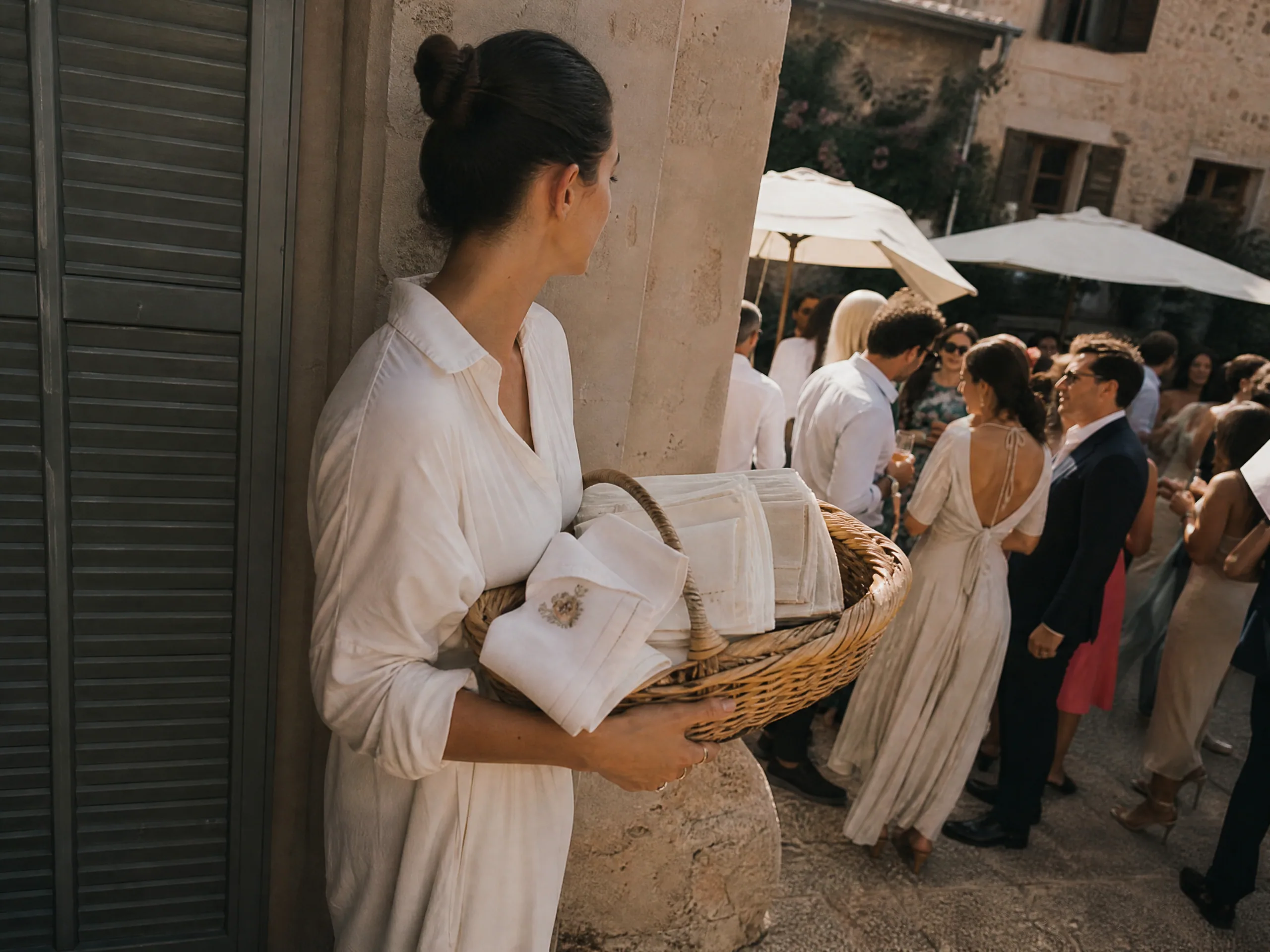 Wedding ceremony in Spain: Hotel Laundry Menus, Pricing, and Cut-Off Times
