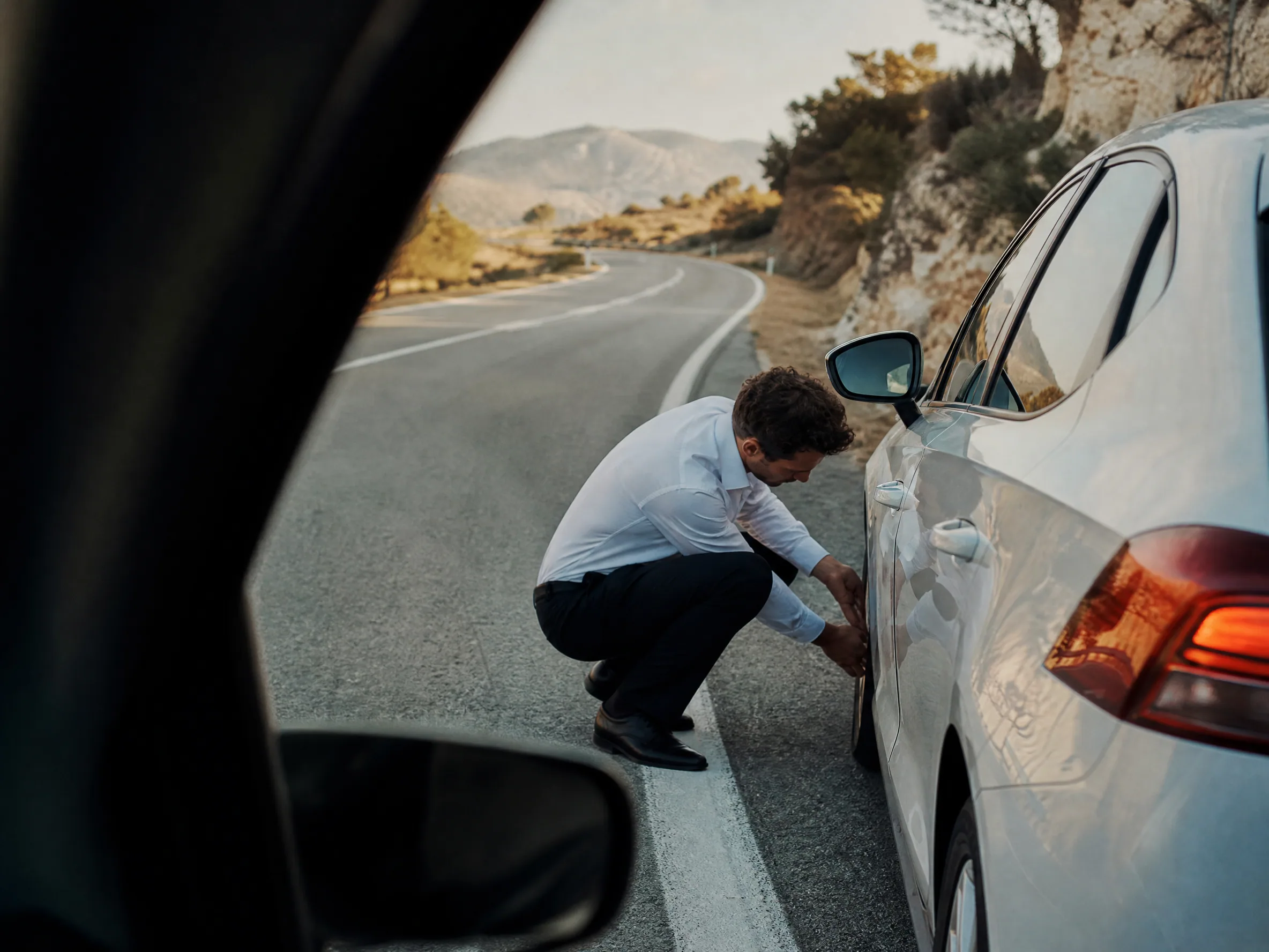 Destination wedding editorial: Why the Emergency Kit Belongs in the Guest Driving Brief