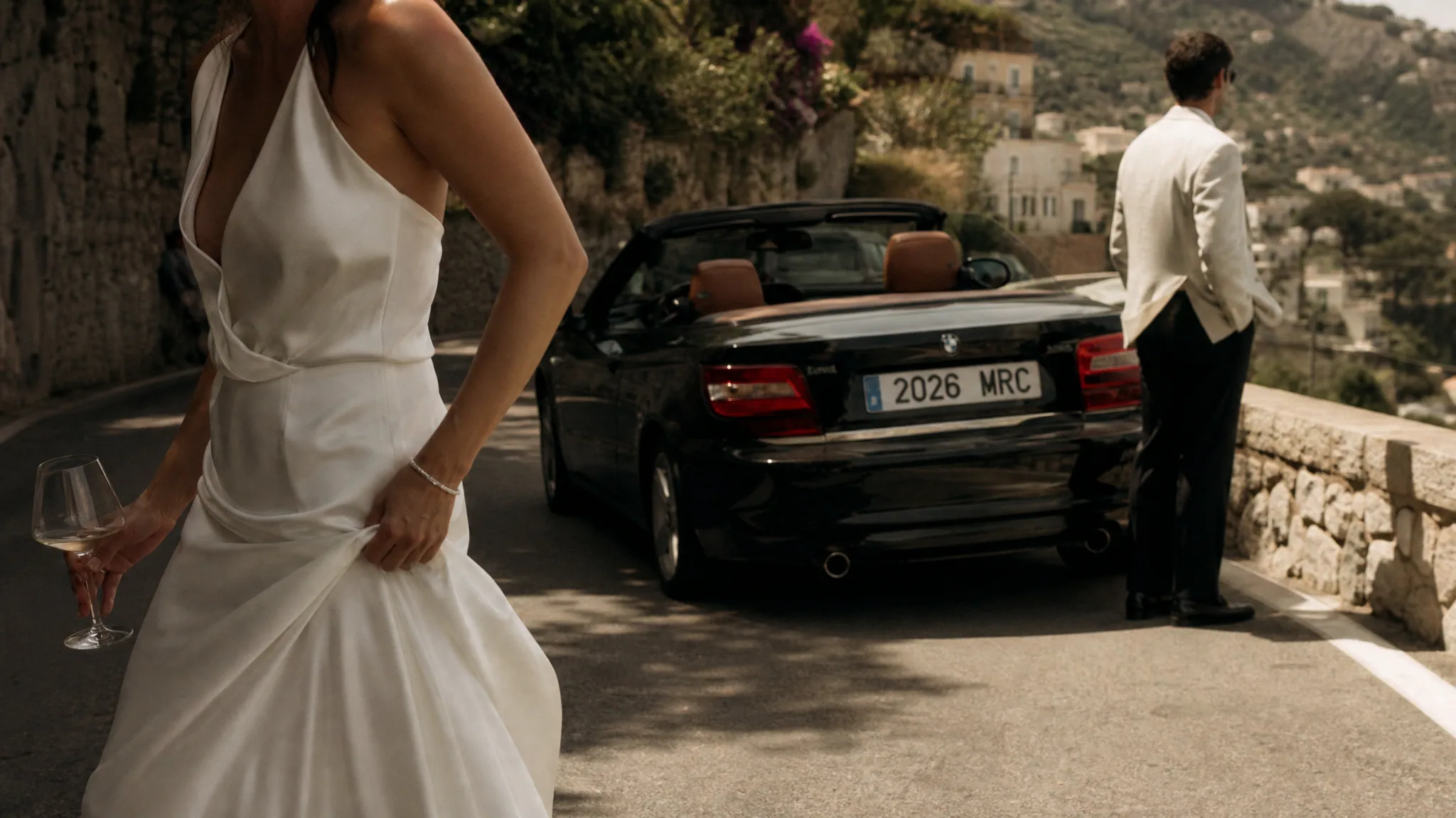 Guest Spanish Cambio Manual vs Automático: Rental-Car Transmission Briefing for Destination Weddings in Spain