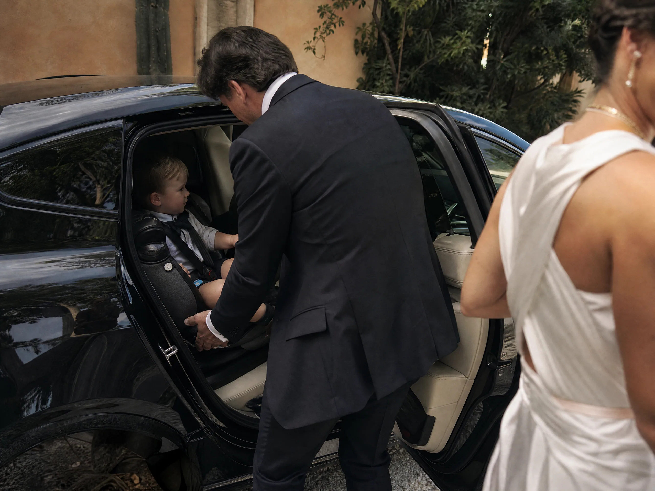 Luxury wedding detail: Spanish Height and Age Rules Guests Must Respect