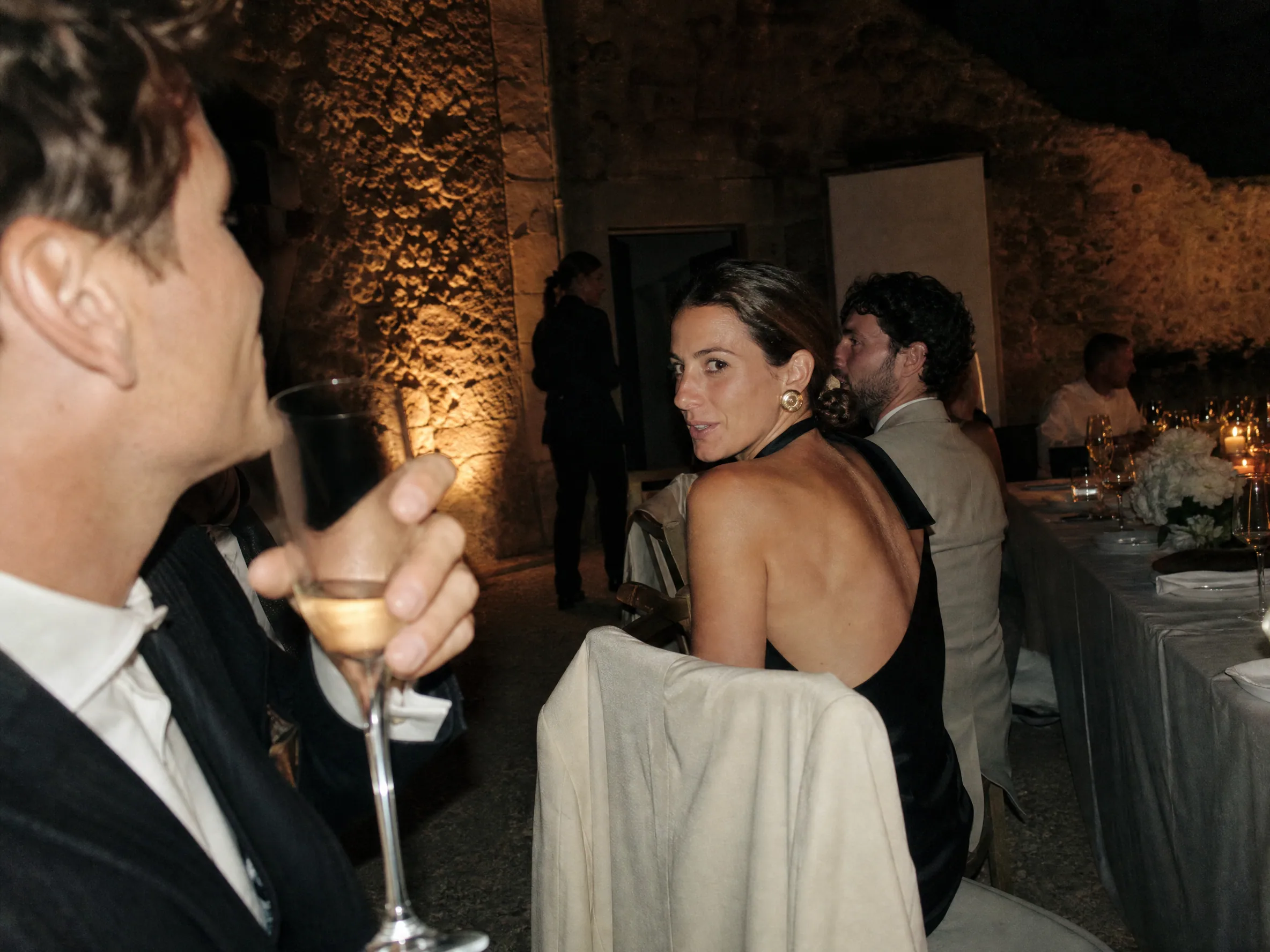 Destination wedding editorial: Why Hora Española Belongs in the Guest Briefing