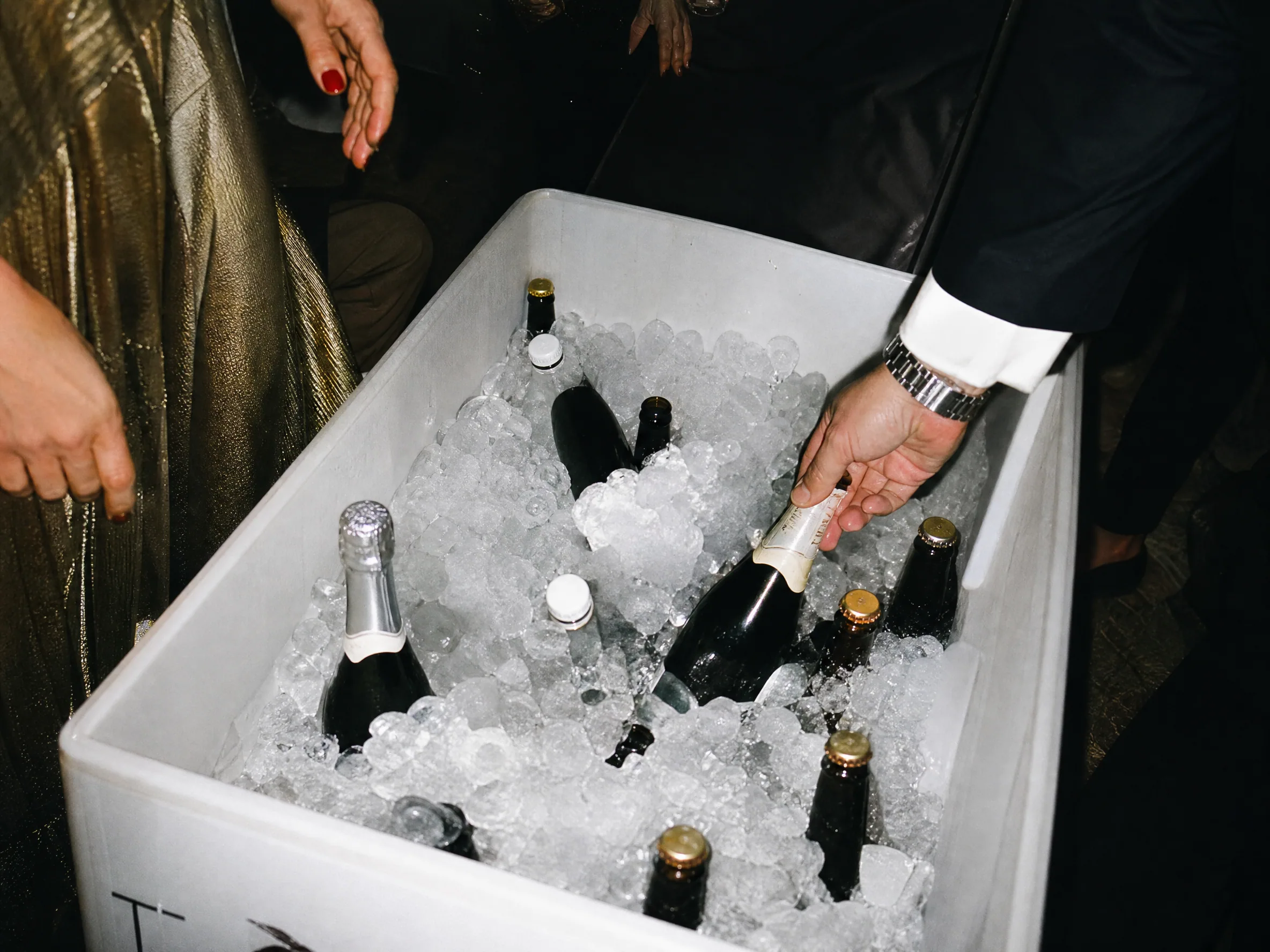 Luxury wedding detail: Hielo vs Nevera vs Congelador