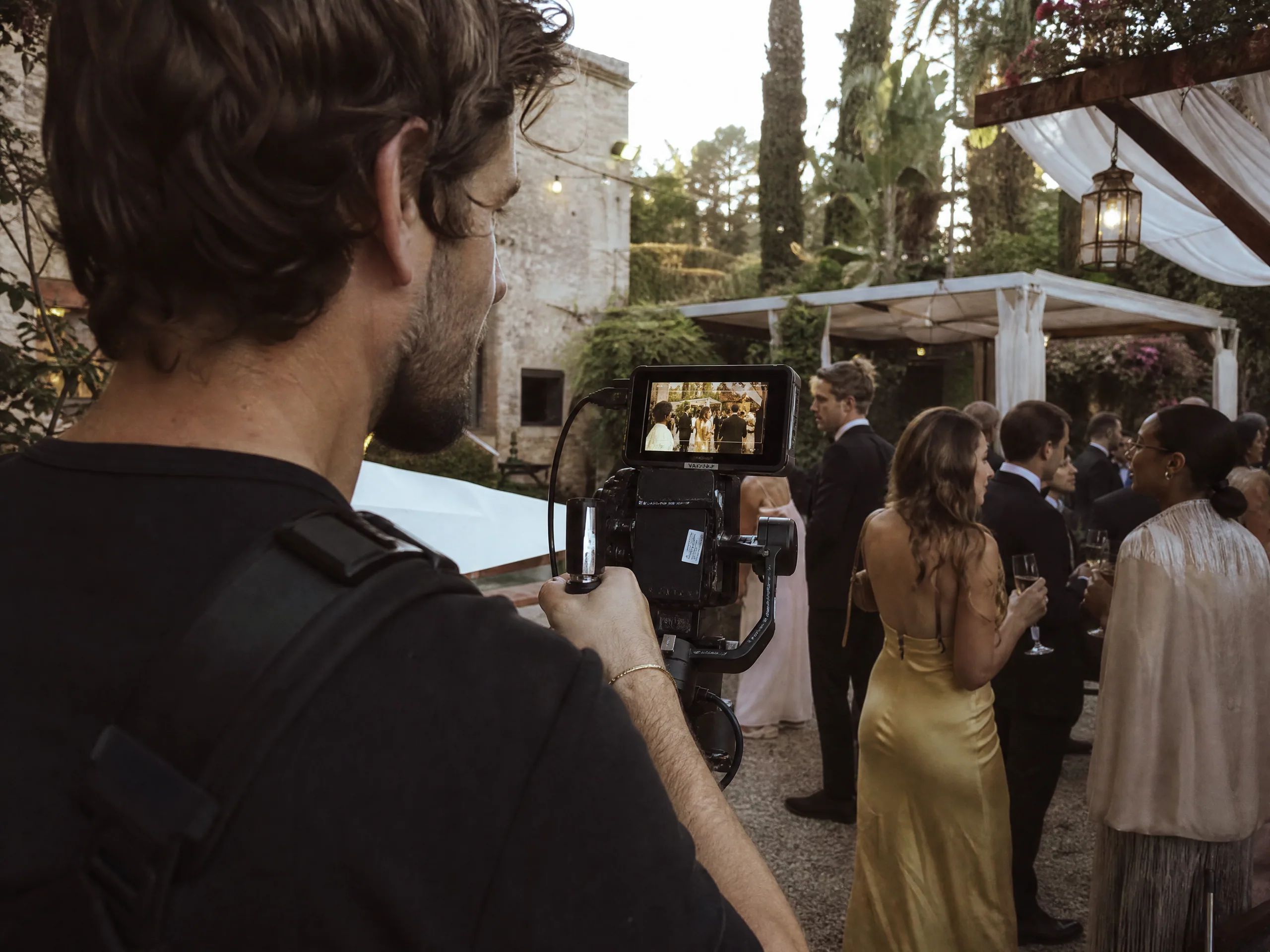Wedding ceremony in Spain: Assessing Equipment and Technology