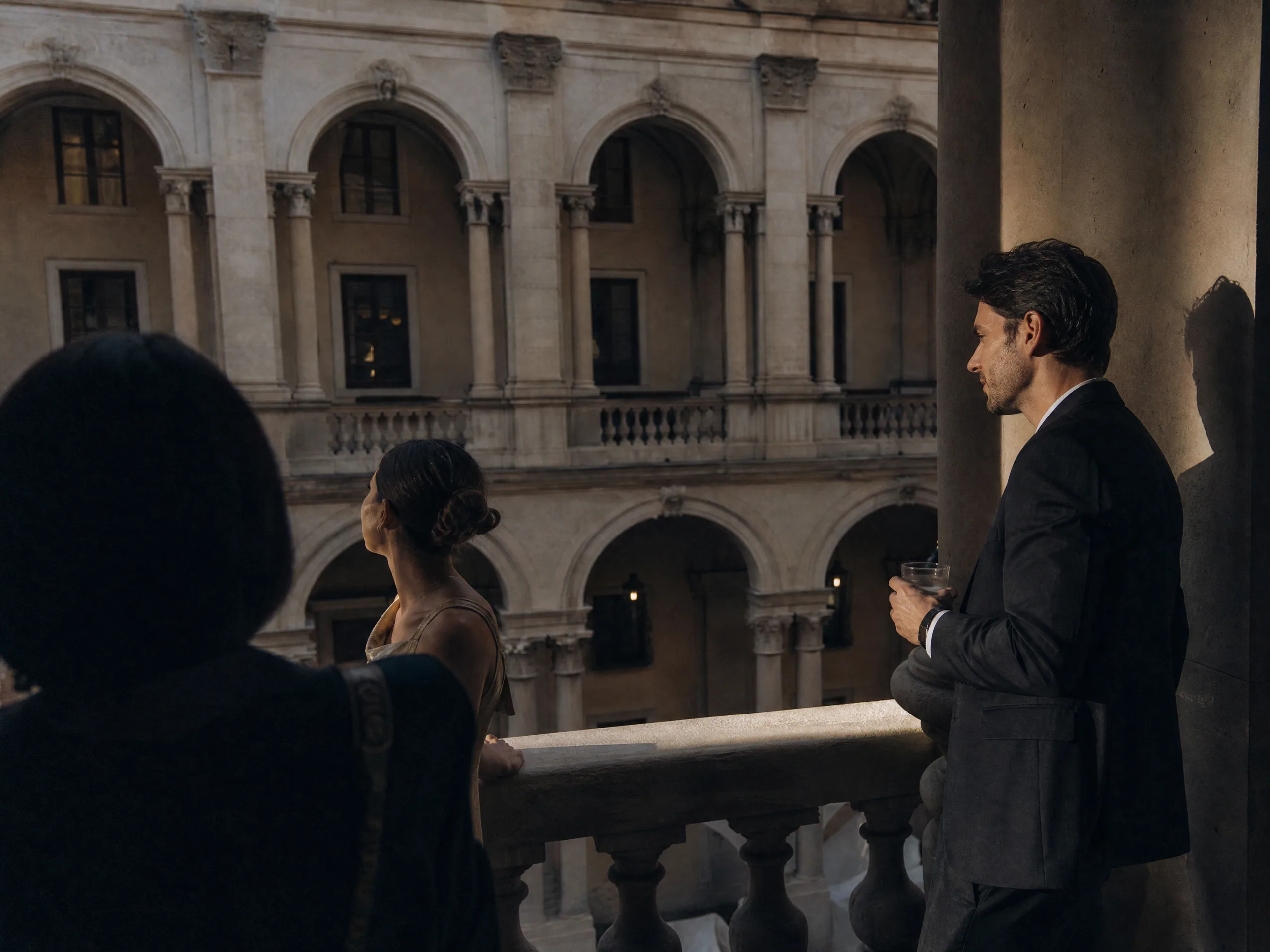 Destination wedding editorial: Understand the Cinematic Potential of Barcelona Venues