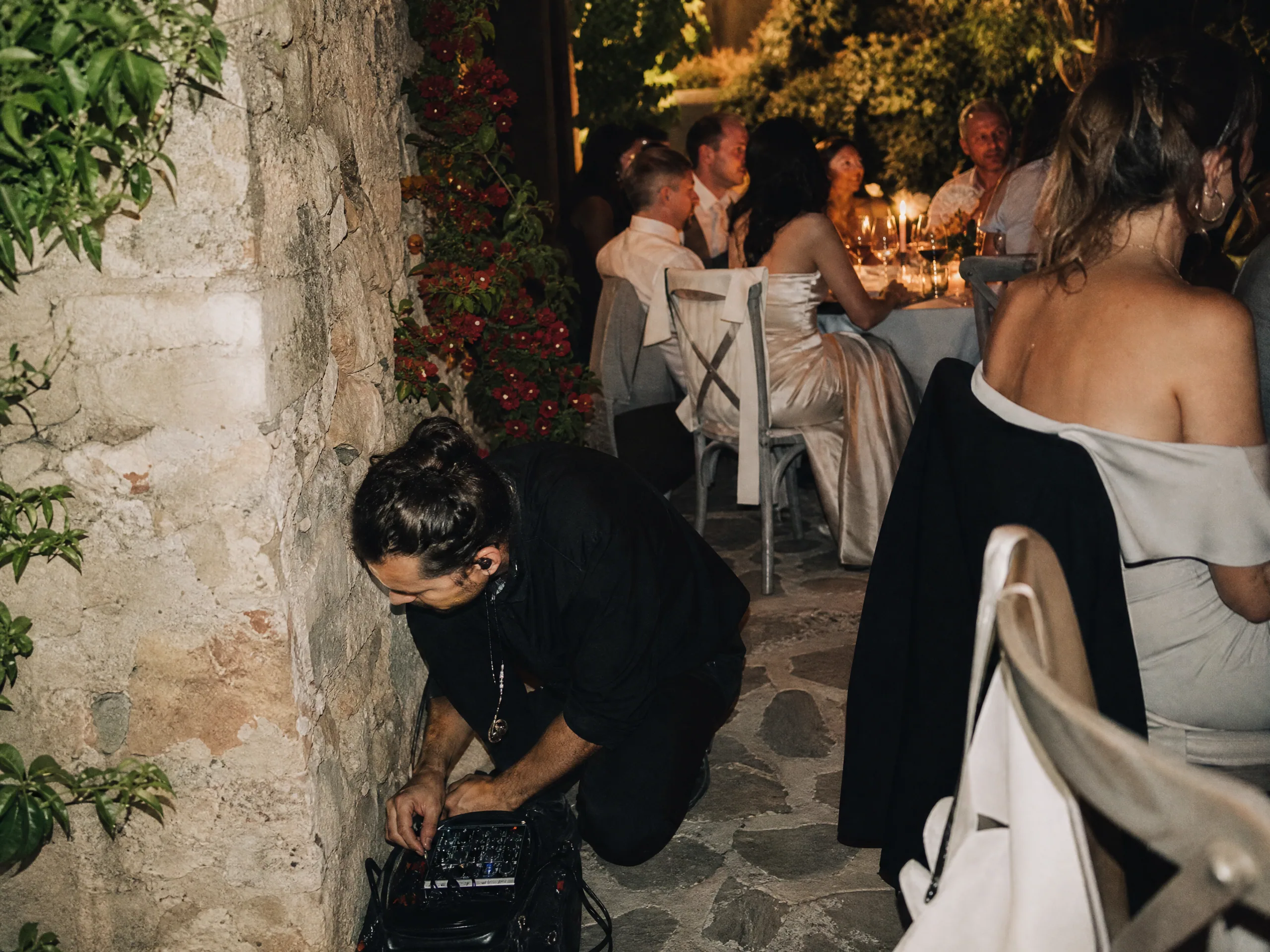 Wedding reception detail: Optimizing Audio in Outdoor Settings