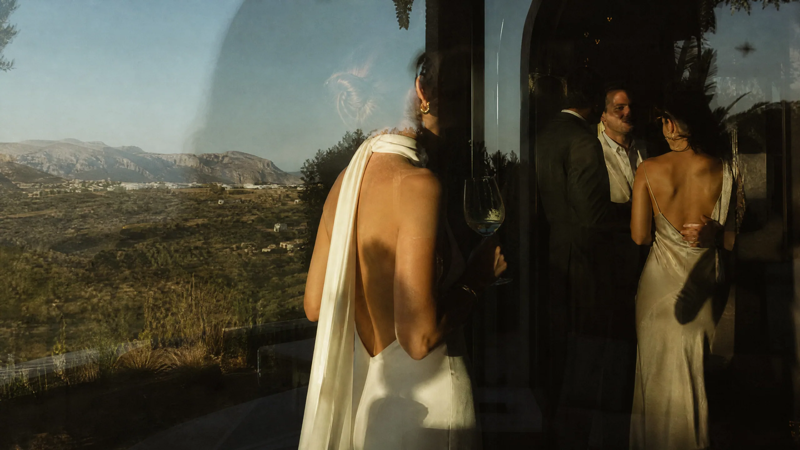 Documental vs Película de Boda Cinemática en España