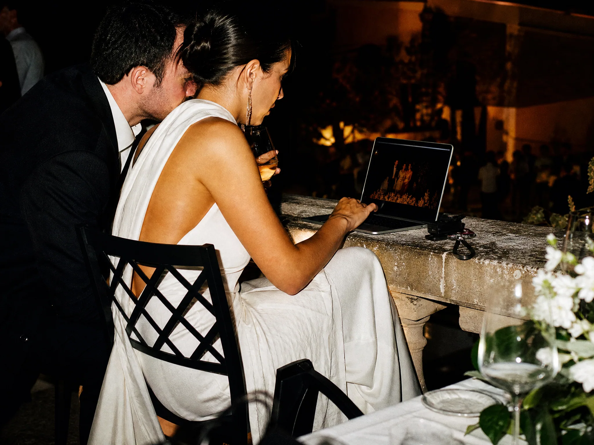 Wedding reception detail: Comparing Costs and Effort
