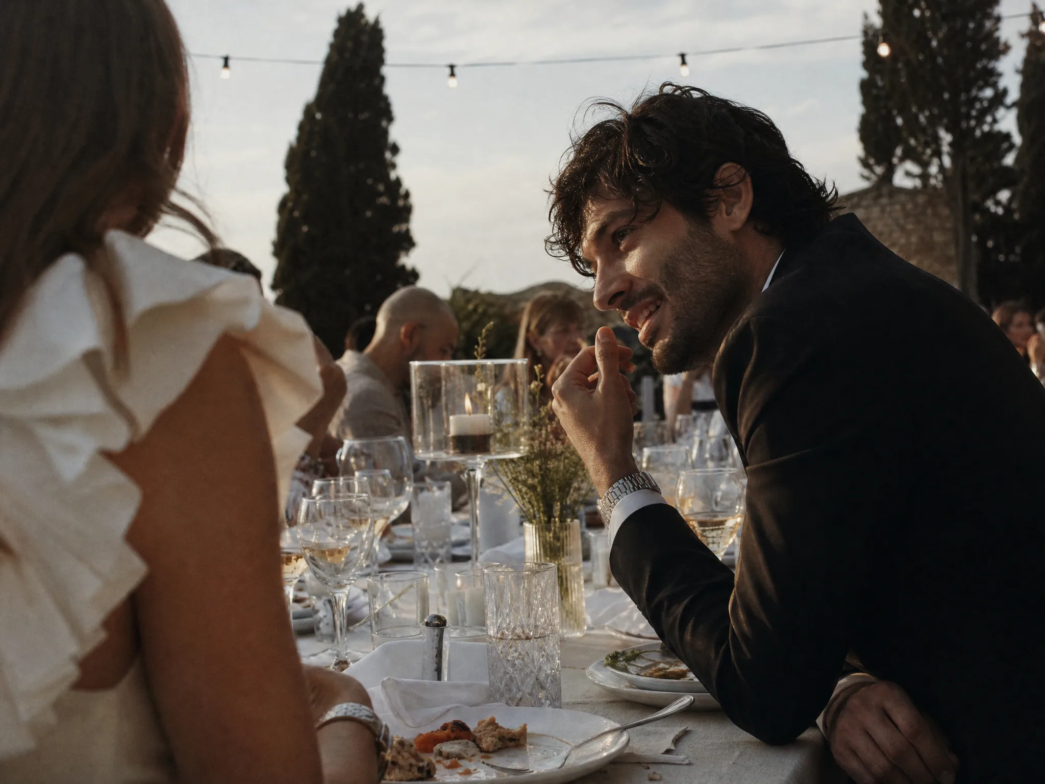 Destination wedding editorial: Understanding the Cinematic Ambiance
