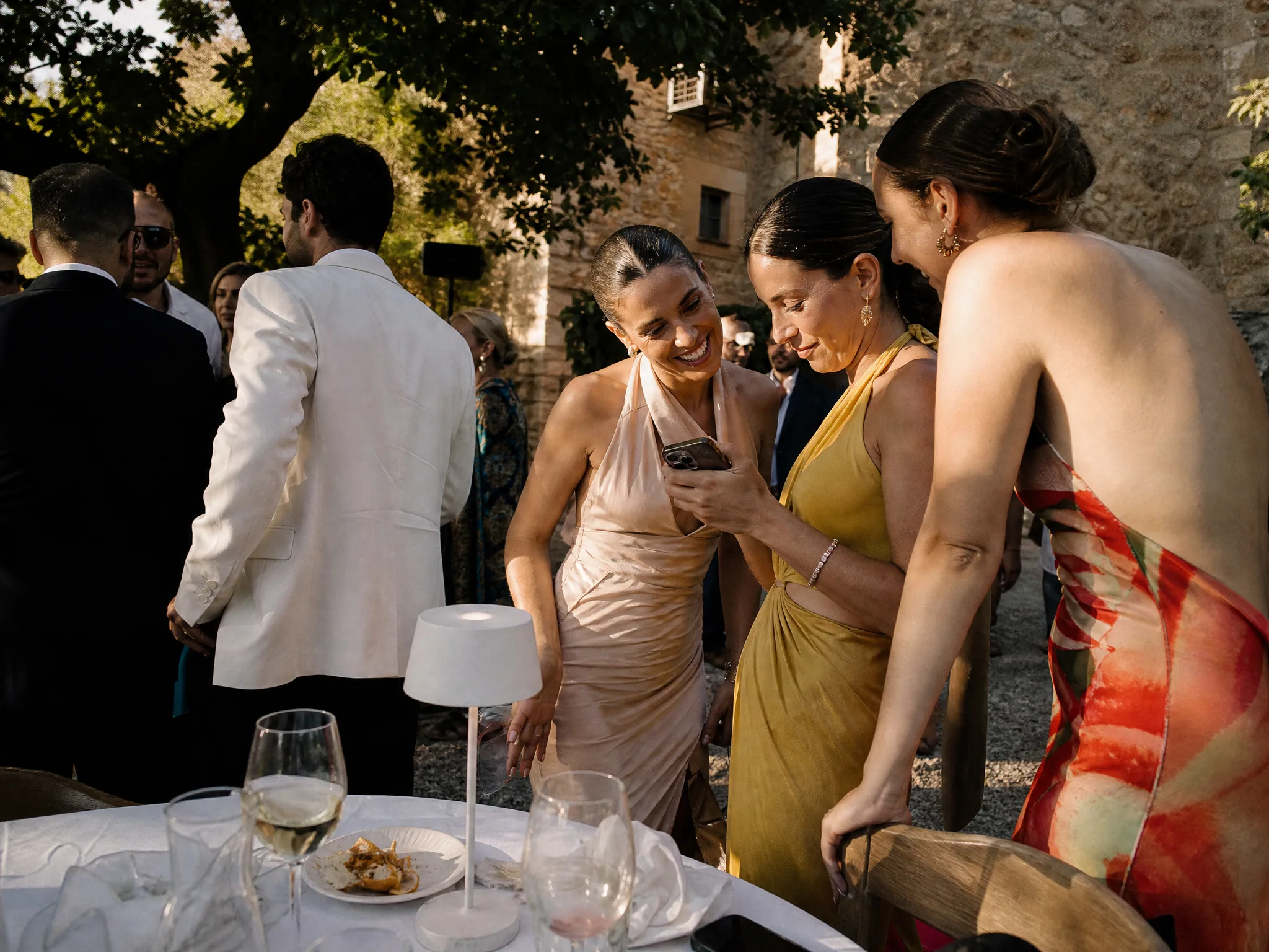 Wedding ceremony in Spain: Communication and Updates