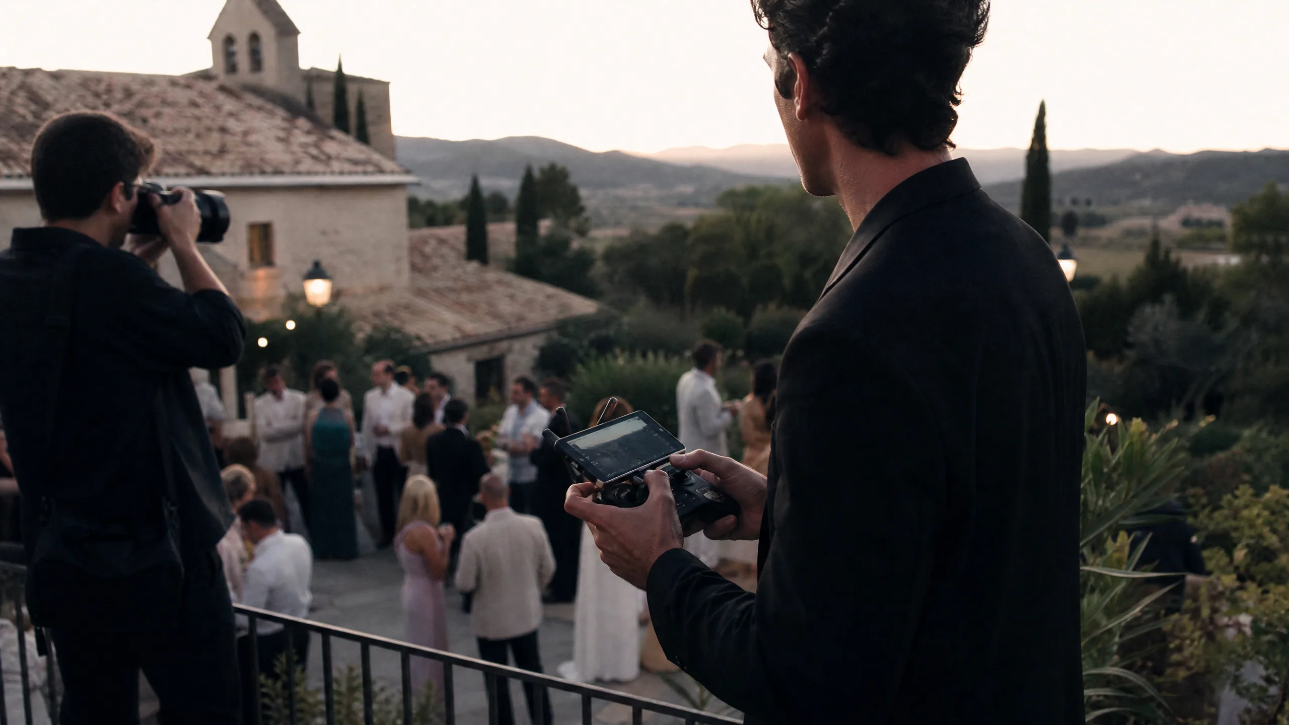 Segundo Videógrafo y Dron: Cuando un Video de Boda en España Necesita Cobertura Adicional
