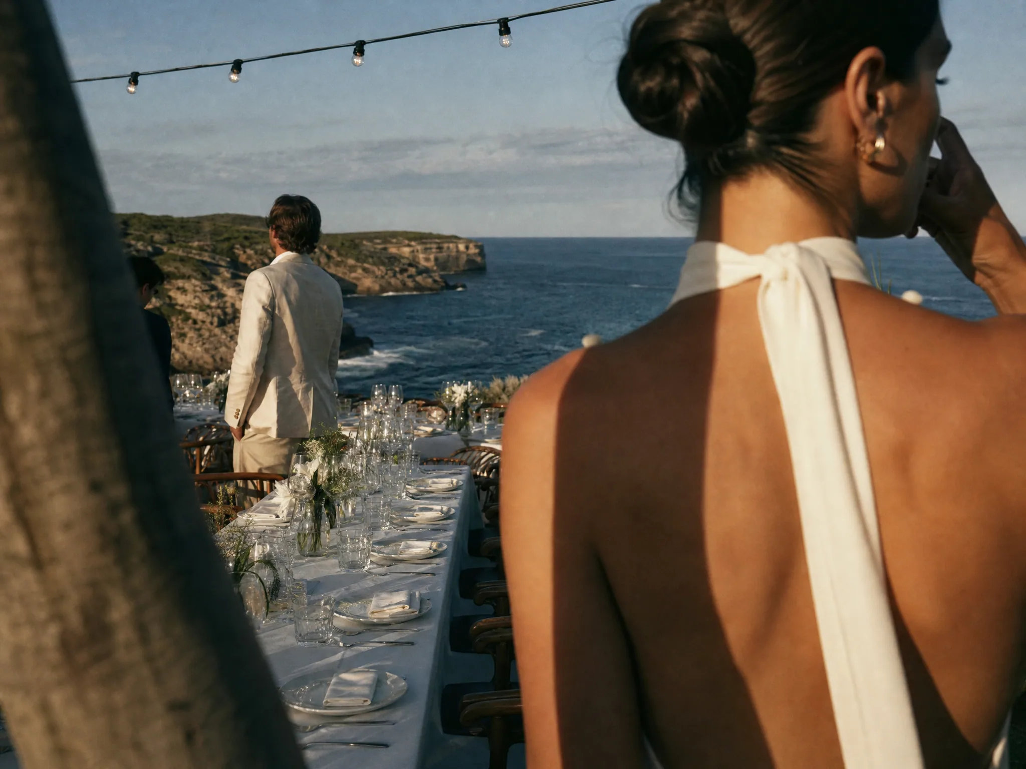 Luxury wedding detail: Top Coastal Venues for Cinematic Beach Weddings