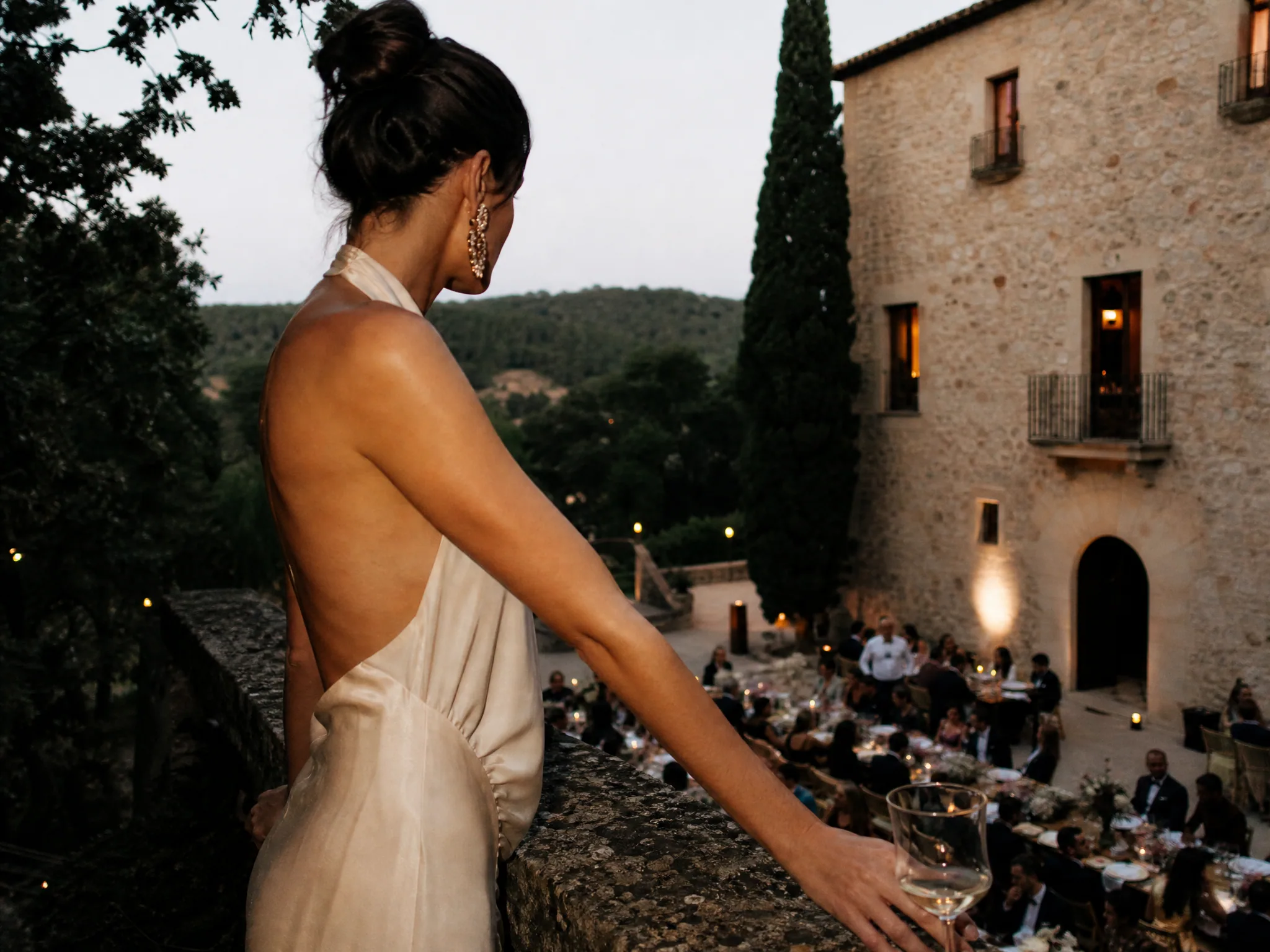Luxury wedding detail: Top Venues for an October Celebration